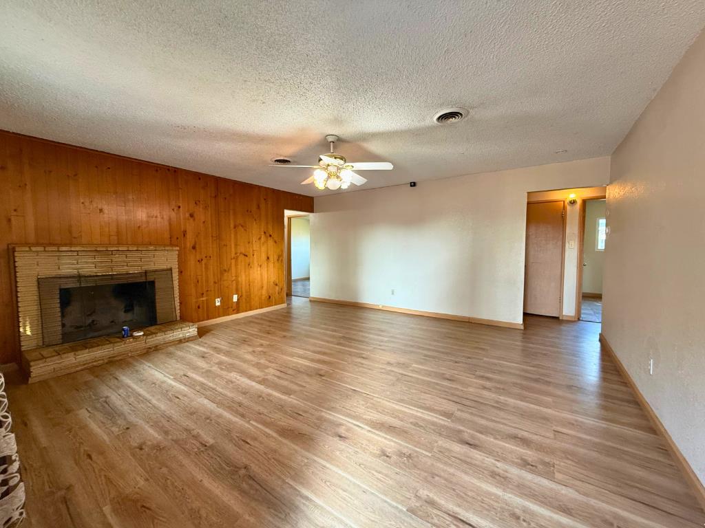 1123 Sutter, Modesto, CA 95351