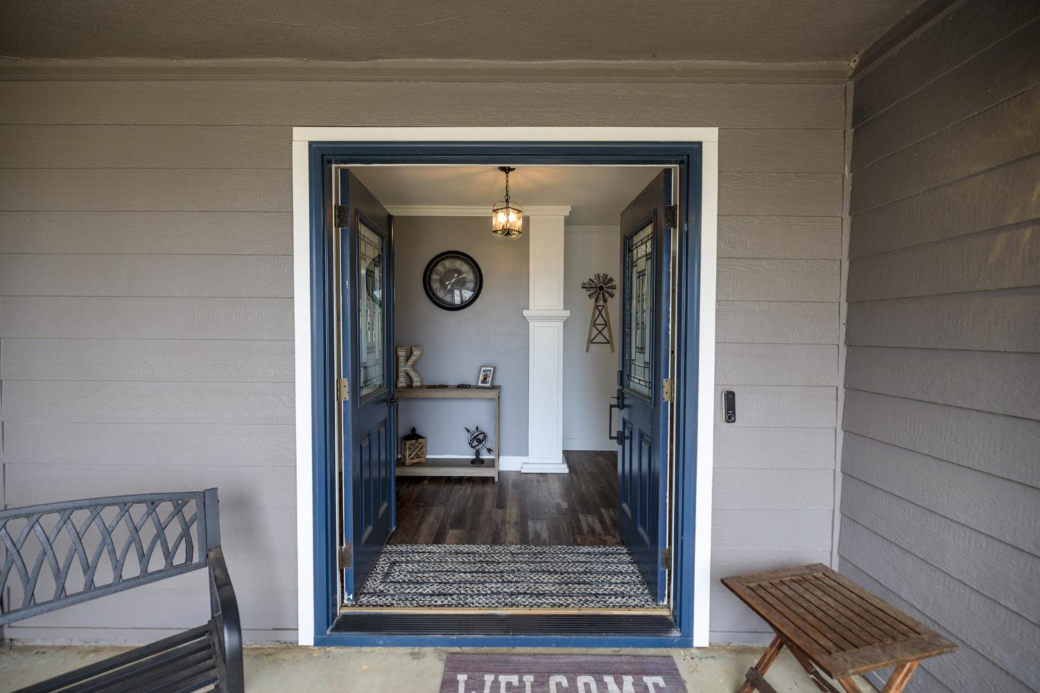 1737 Sanchez Way, Escalon, CA 95320