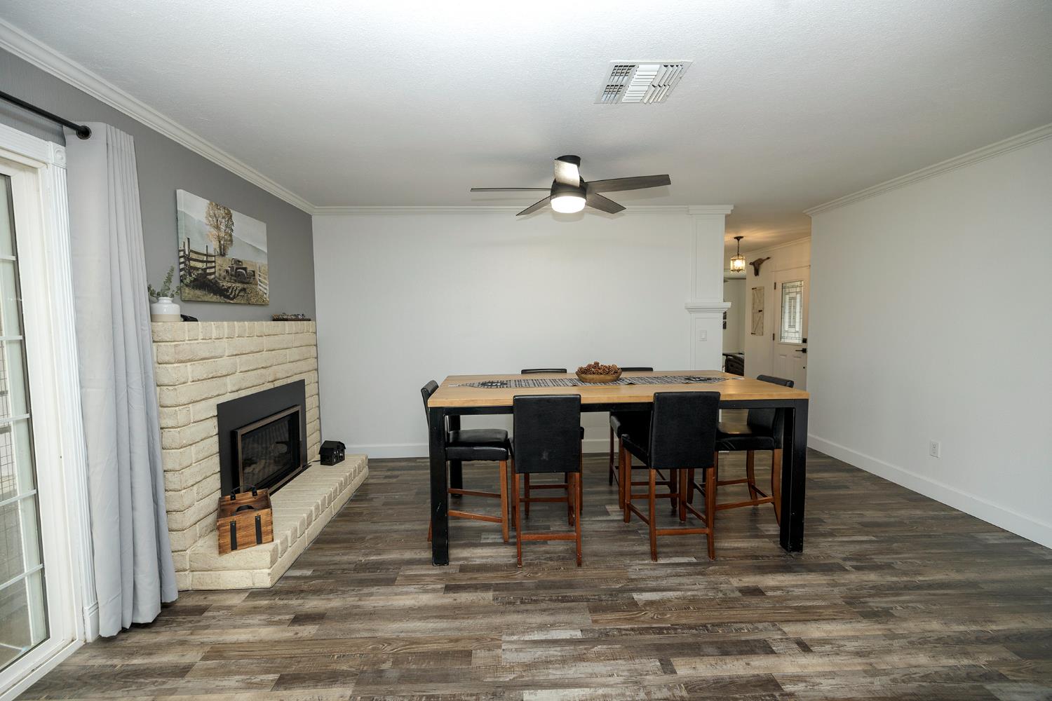 1737 Sanchez Way, Escalon, CA 95320