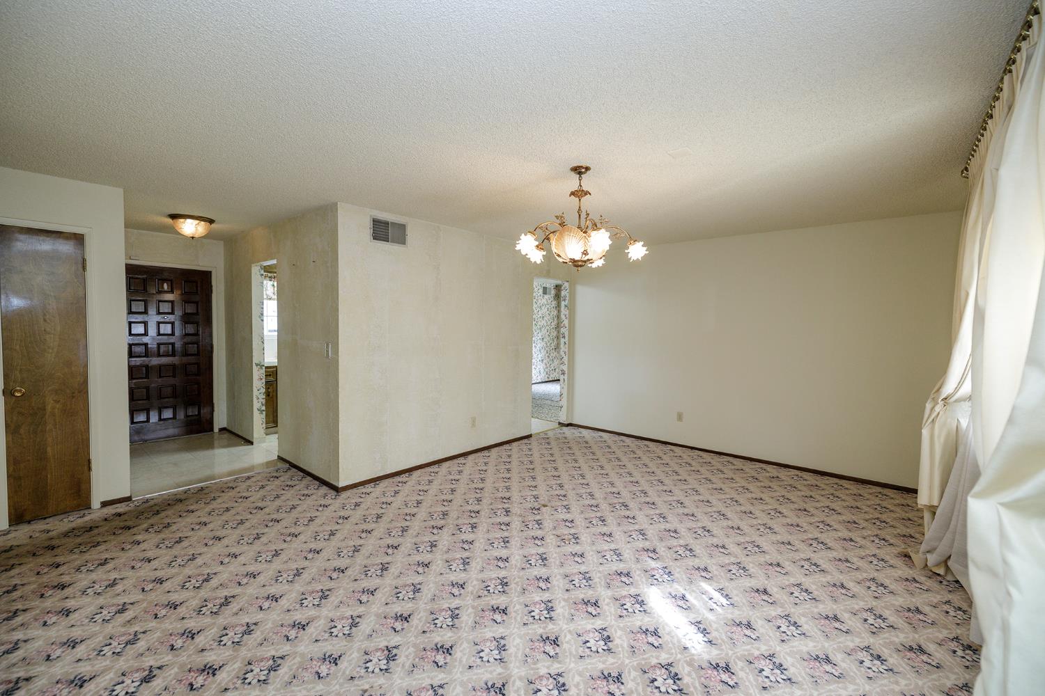 2408 Tallent Dr, Modesto, CA 95355