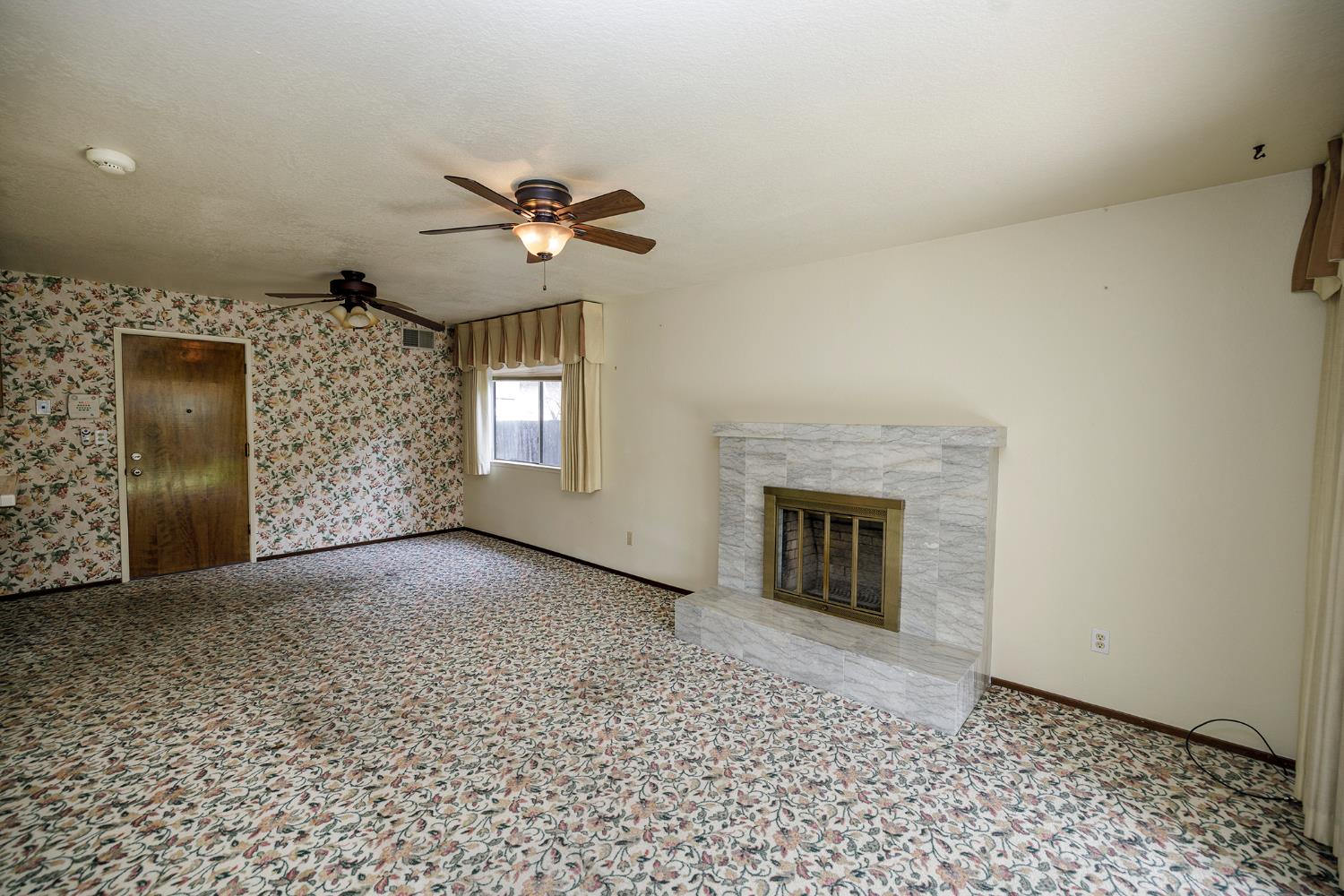 2408 Tallent Dr, Modesto, CA 95355