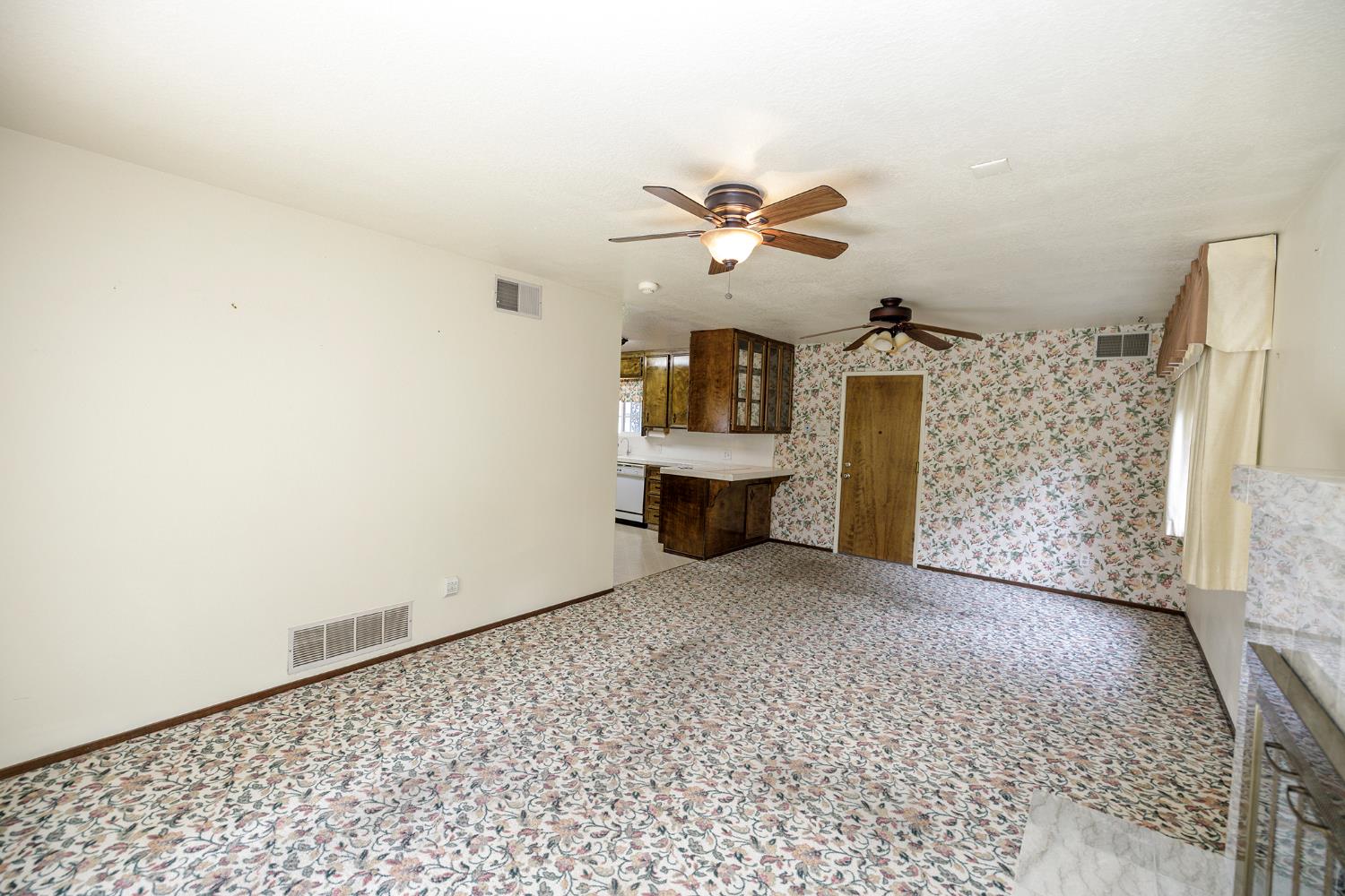 2408 Tallent Dr, Modesto, CA 95355