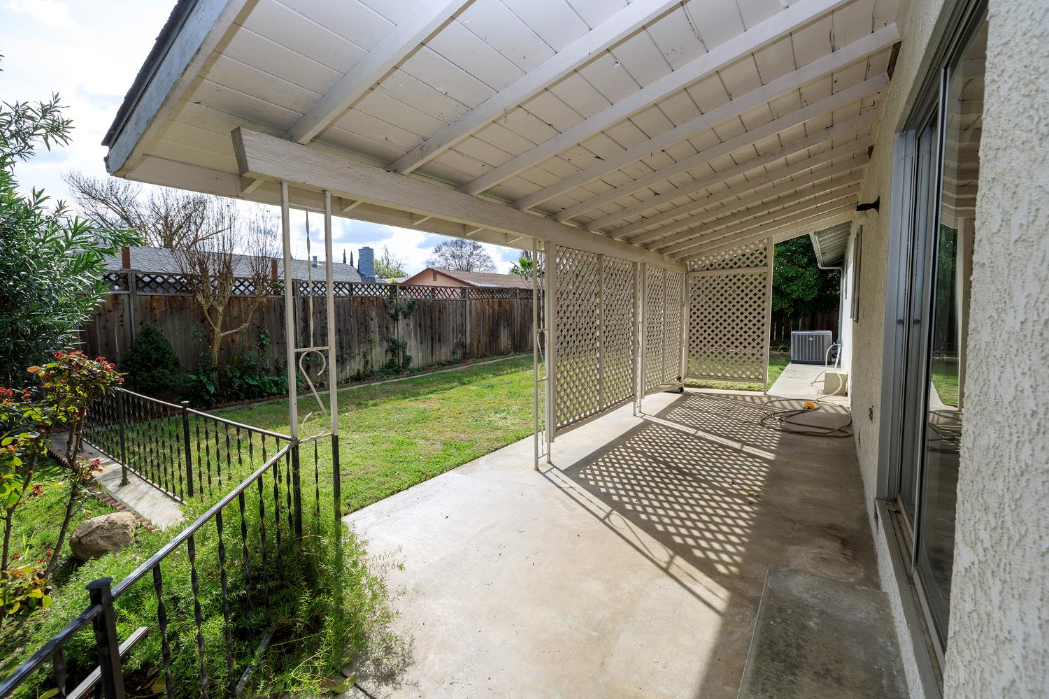 2408 Tallent Dr, Modesto, CA 95355