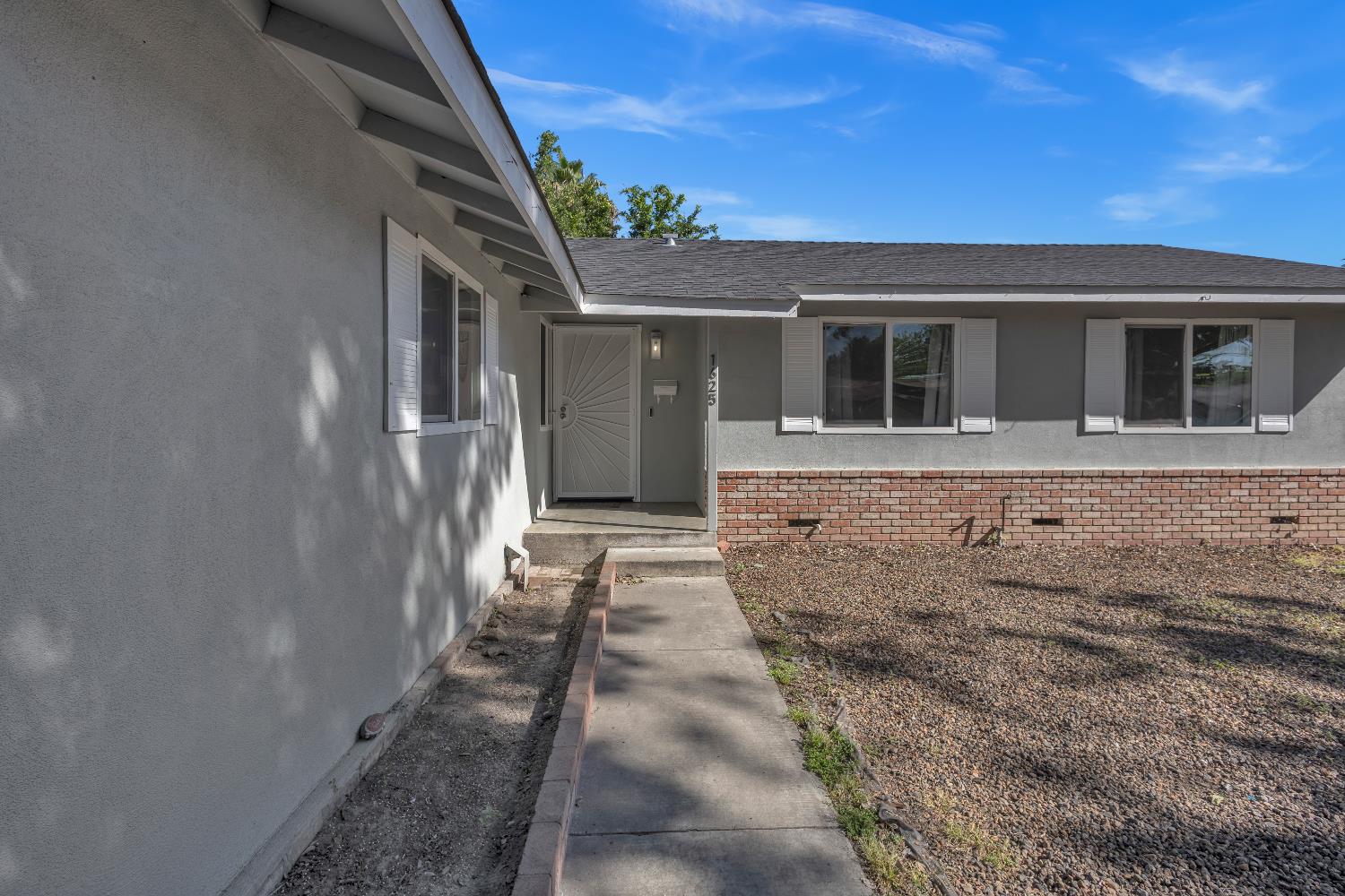 1625 Brentwood Ct, Modesto, CA 95350