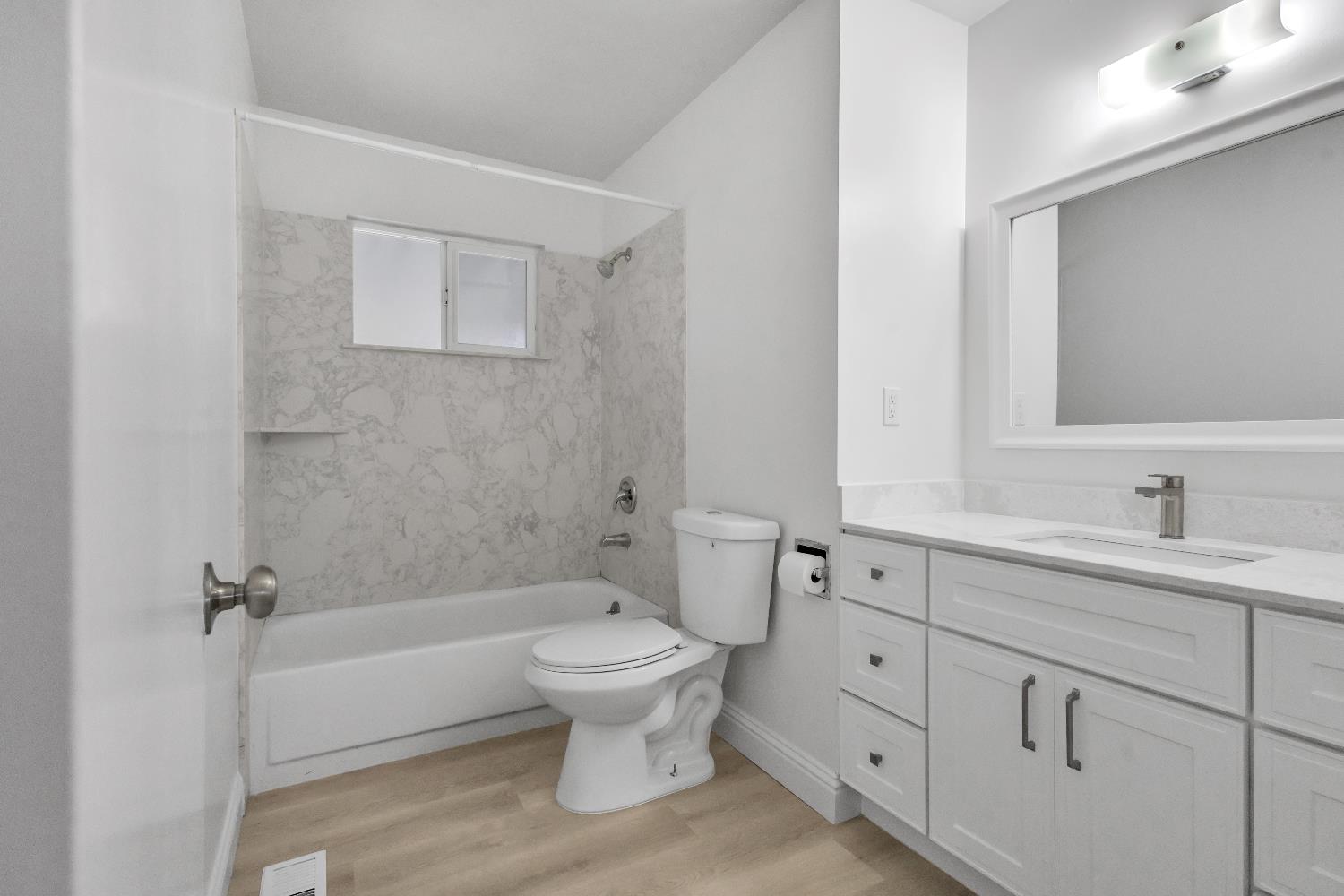 1625 Brentwood Ct, Modesto, CA 95350