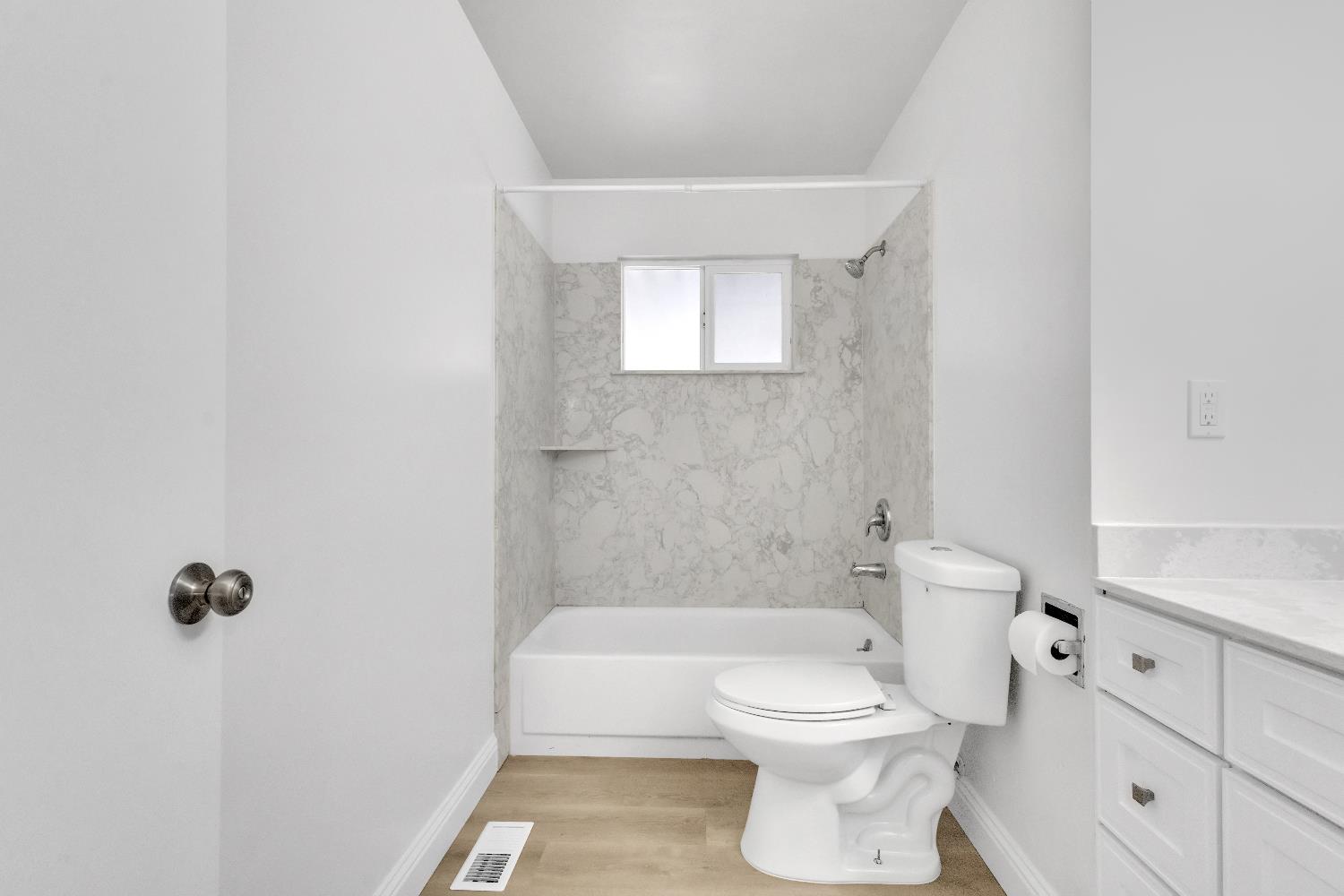 1625 Brentwood Ct, Modesto, CA 95350