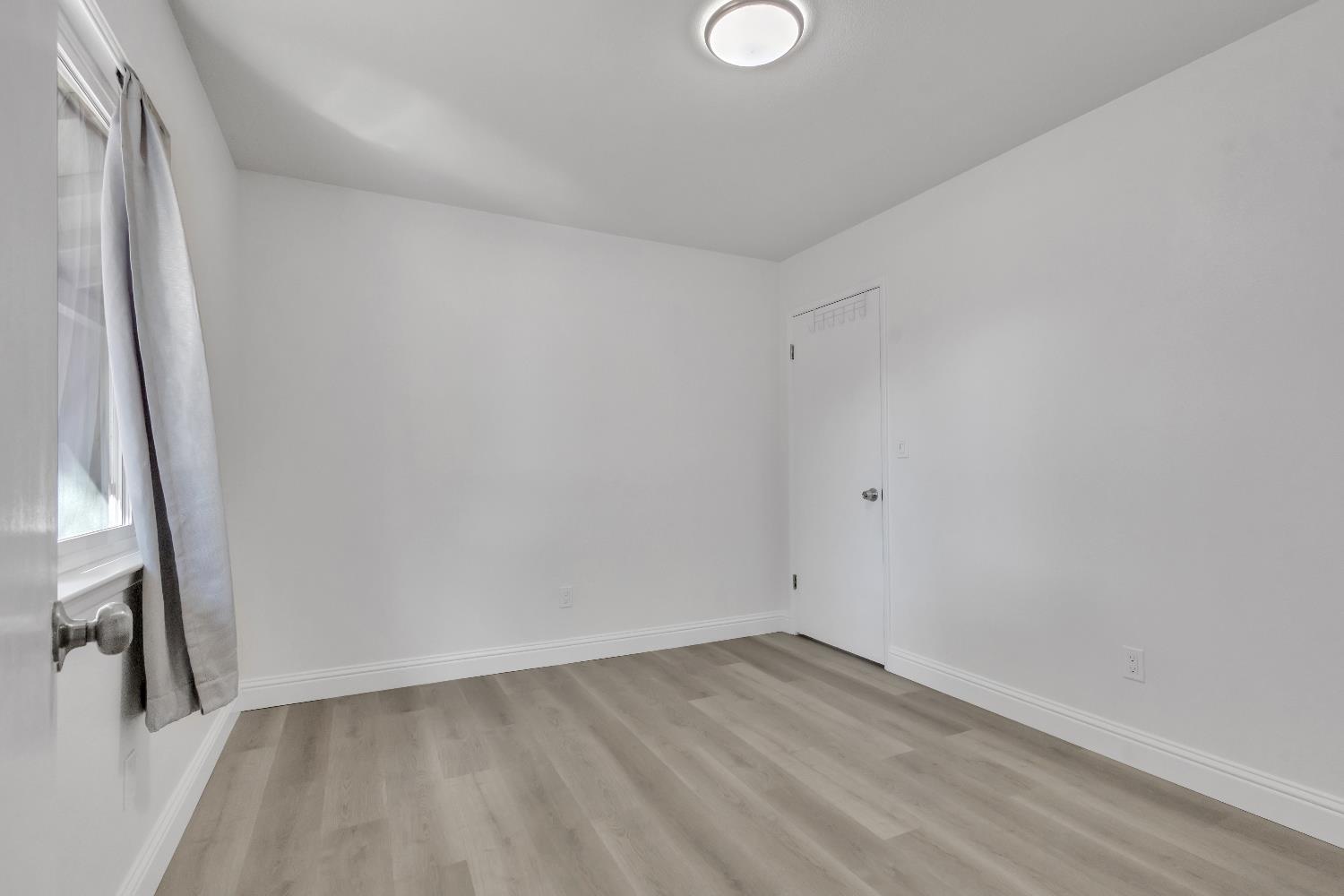 1625 Brentwood Ct, Modesto, CA 95350