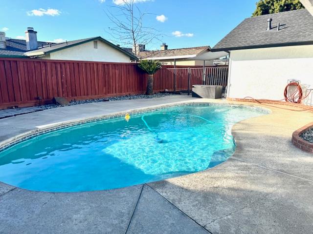 1017 Stillwater Ln, Modesto, CA 95351