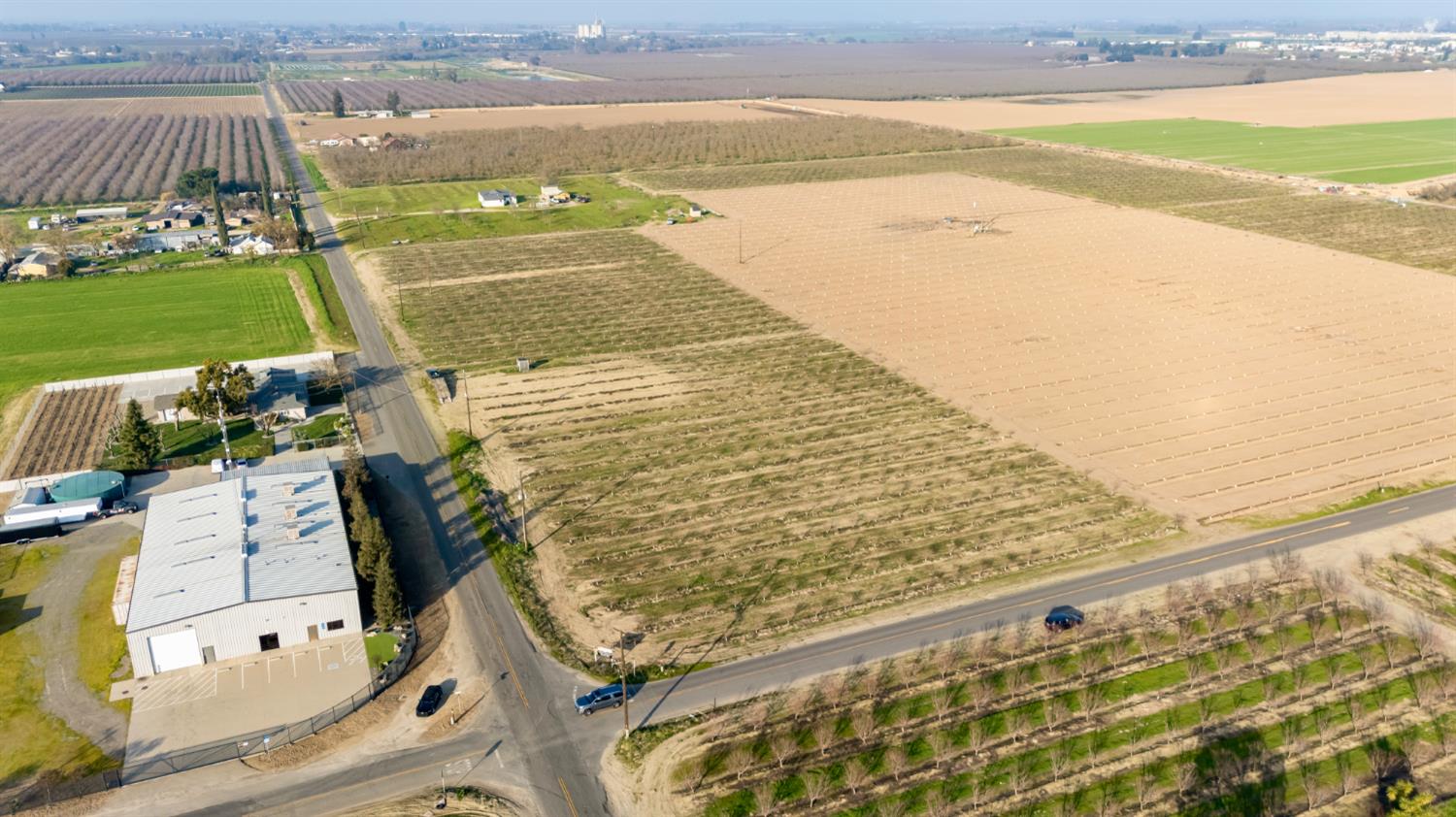 14926 Peach Ave, Livingston, CA 95334