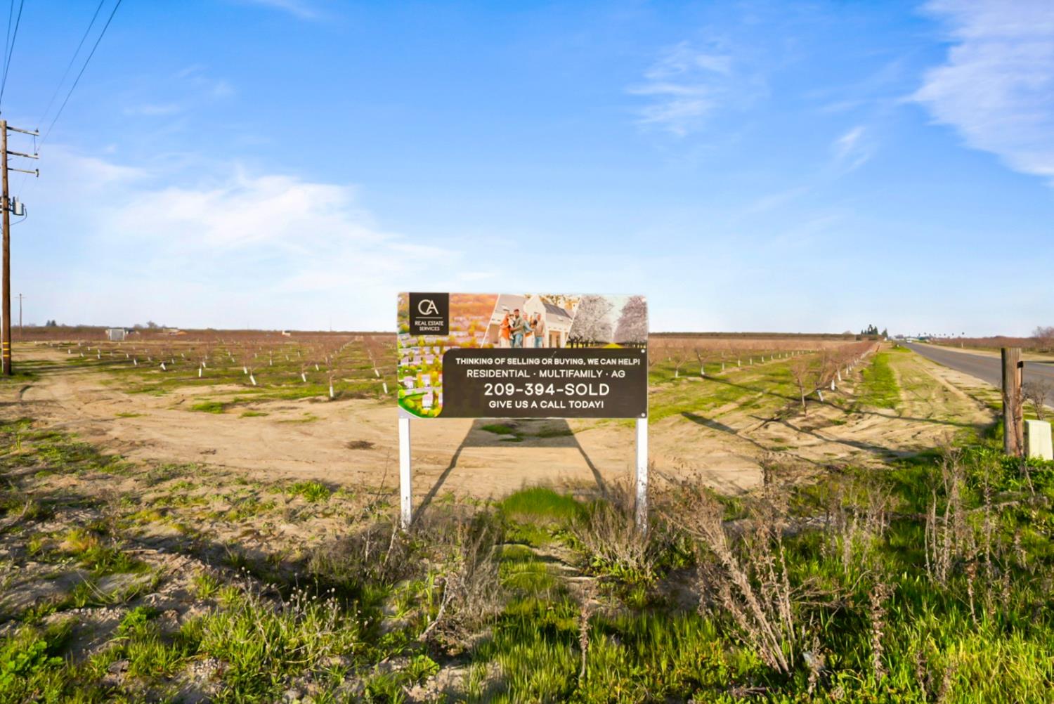 14926 Peach Ave, Livingston, CA 95334