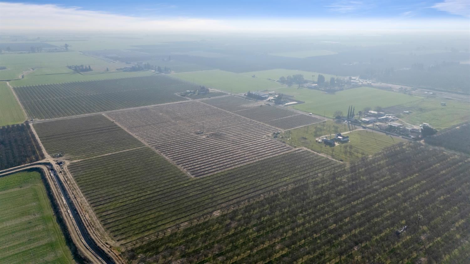 14926 Peach Ave, Livingston, CA 95334