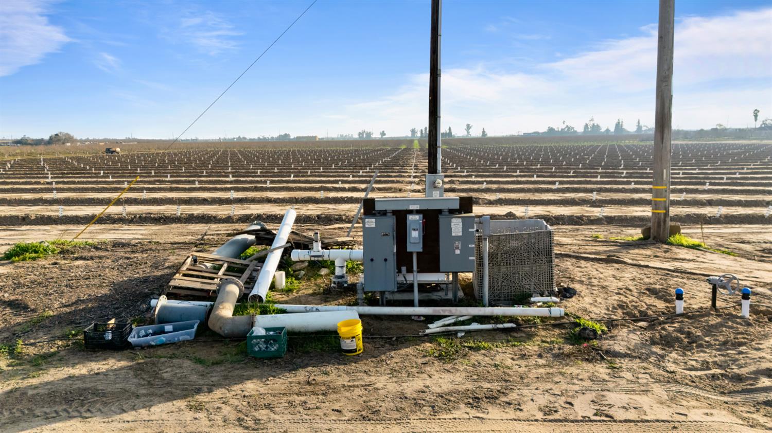 14926 Peach Ave, Livingston, CA 95334