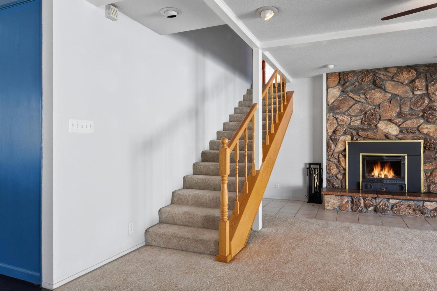 3109 Fredericksburg Ave, Modesto, CA 95355