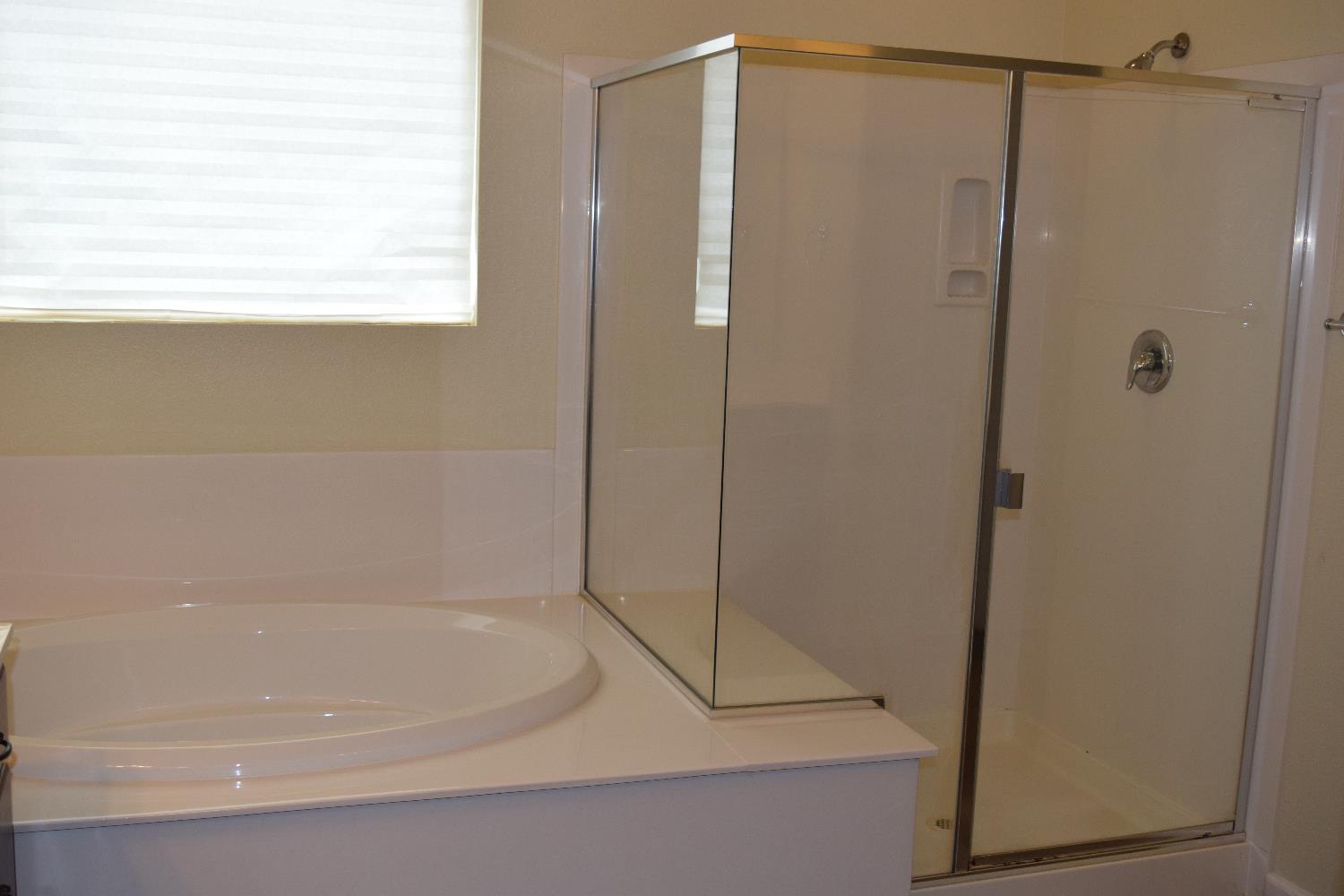 935 Mono St, Manteca, CA 95337