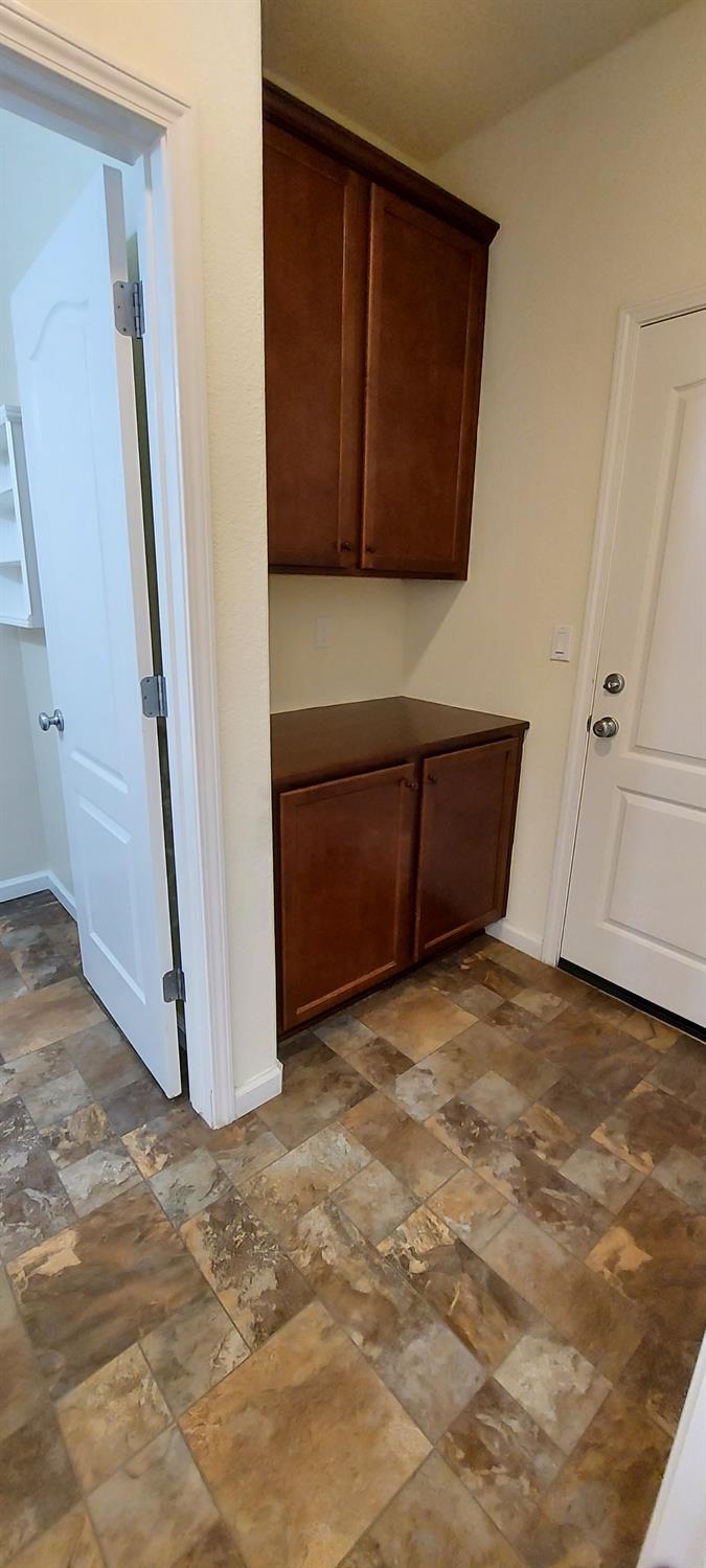 935 Mono St, Manteca, CA 95337