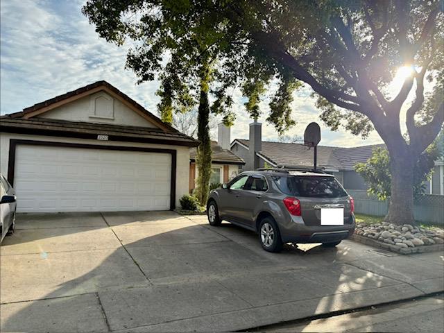 3520 HALLSBORO Ct, Modesto, CA 95357