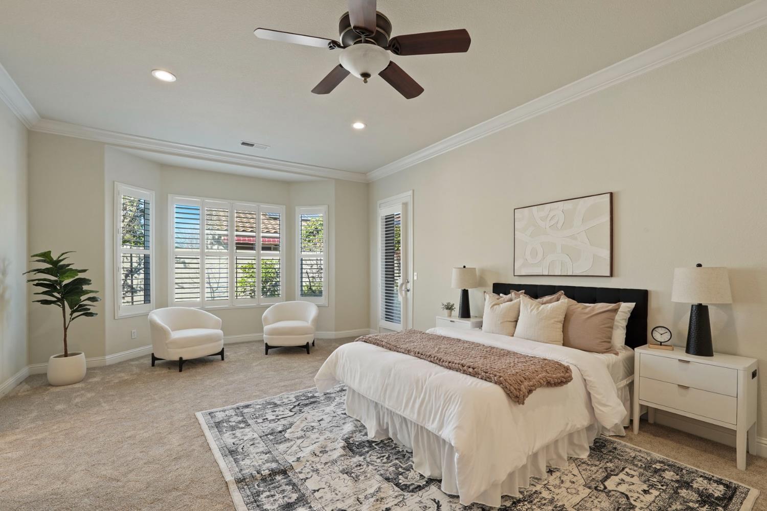 2419 Belle Glade Ln, Manteca, CA 95336