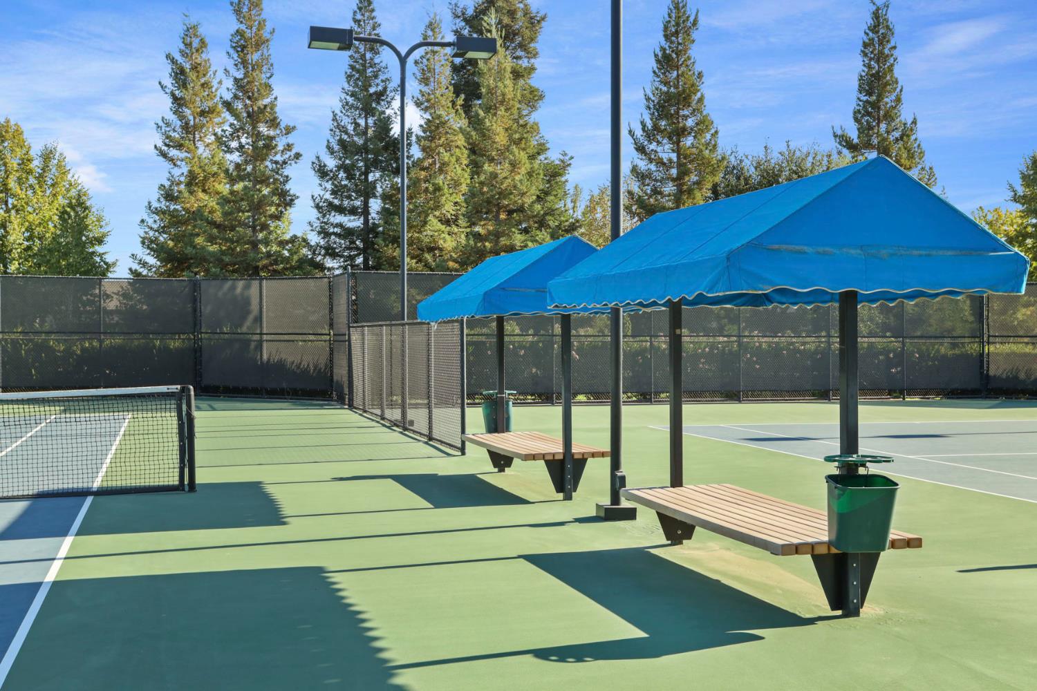 2419 Belle Glade Ln, Manteca, CA 95336