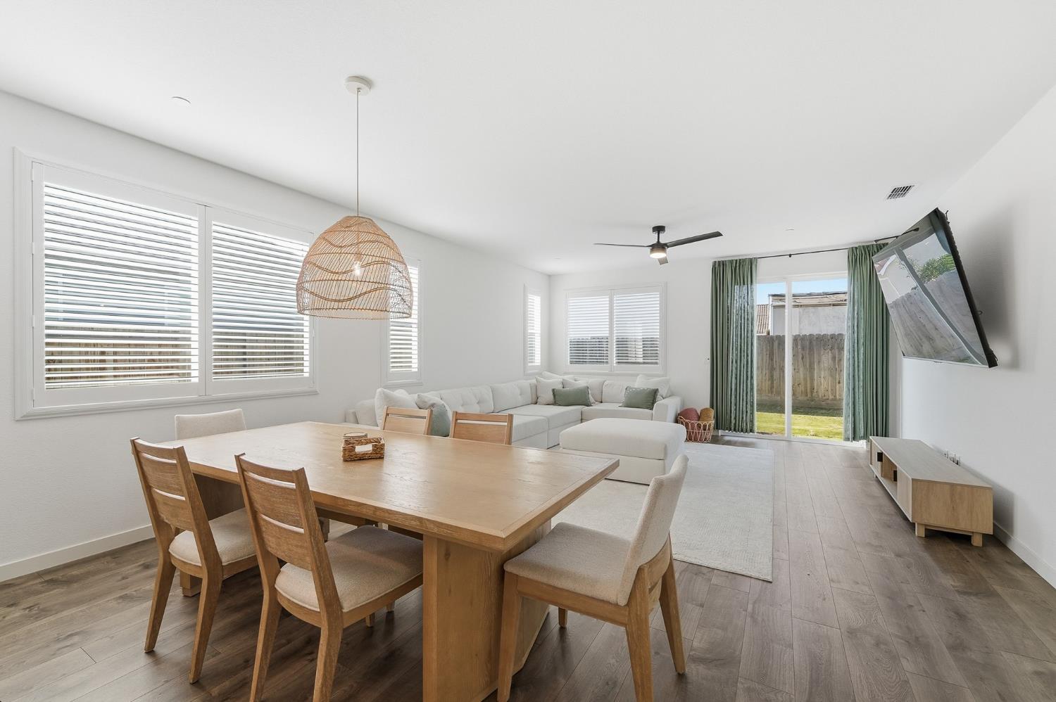 3449 Guru Dr, Ceres, CA 95307