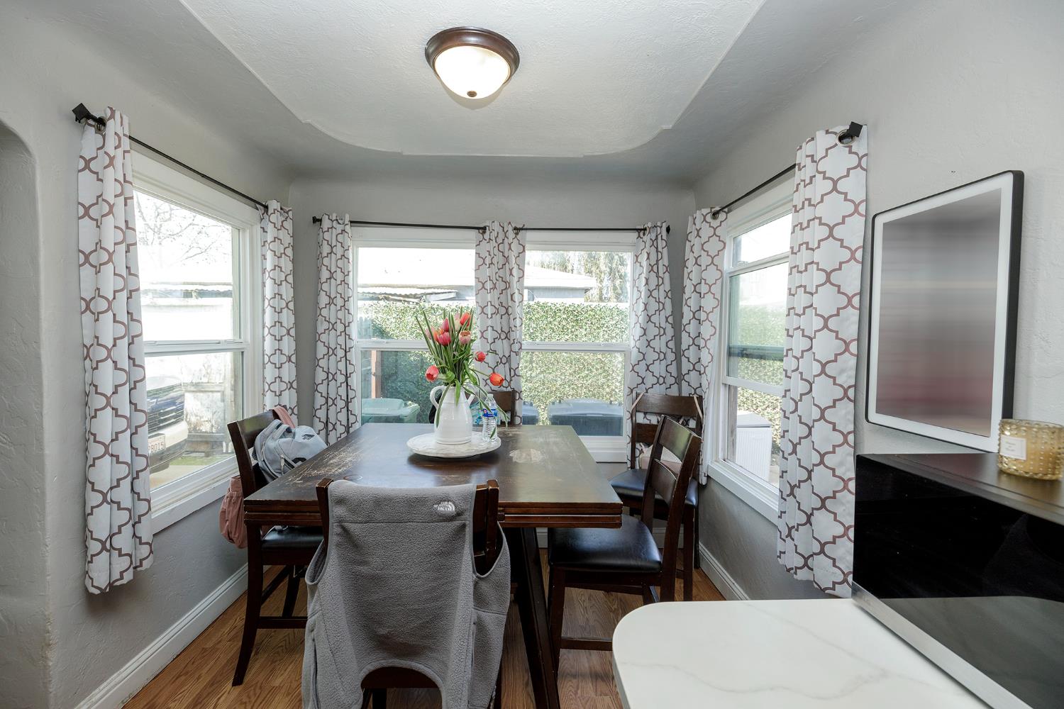 599 S Minaret St, Turlock, CA 95380