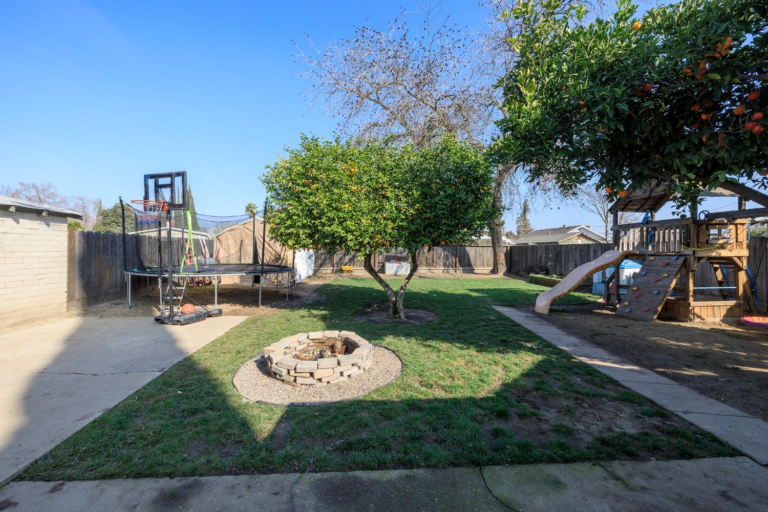 599 S Minaret St, Turlock, CA 95380