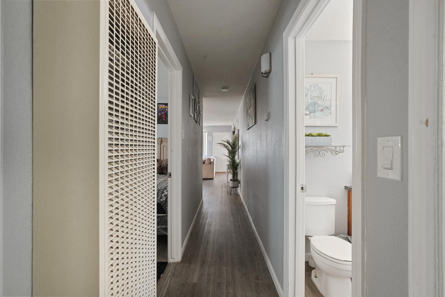 301 S Emerald Ave, Modesto, CA 95351