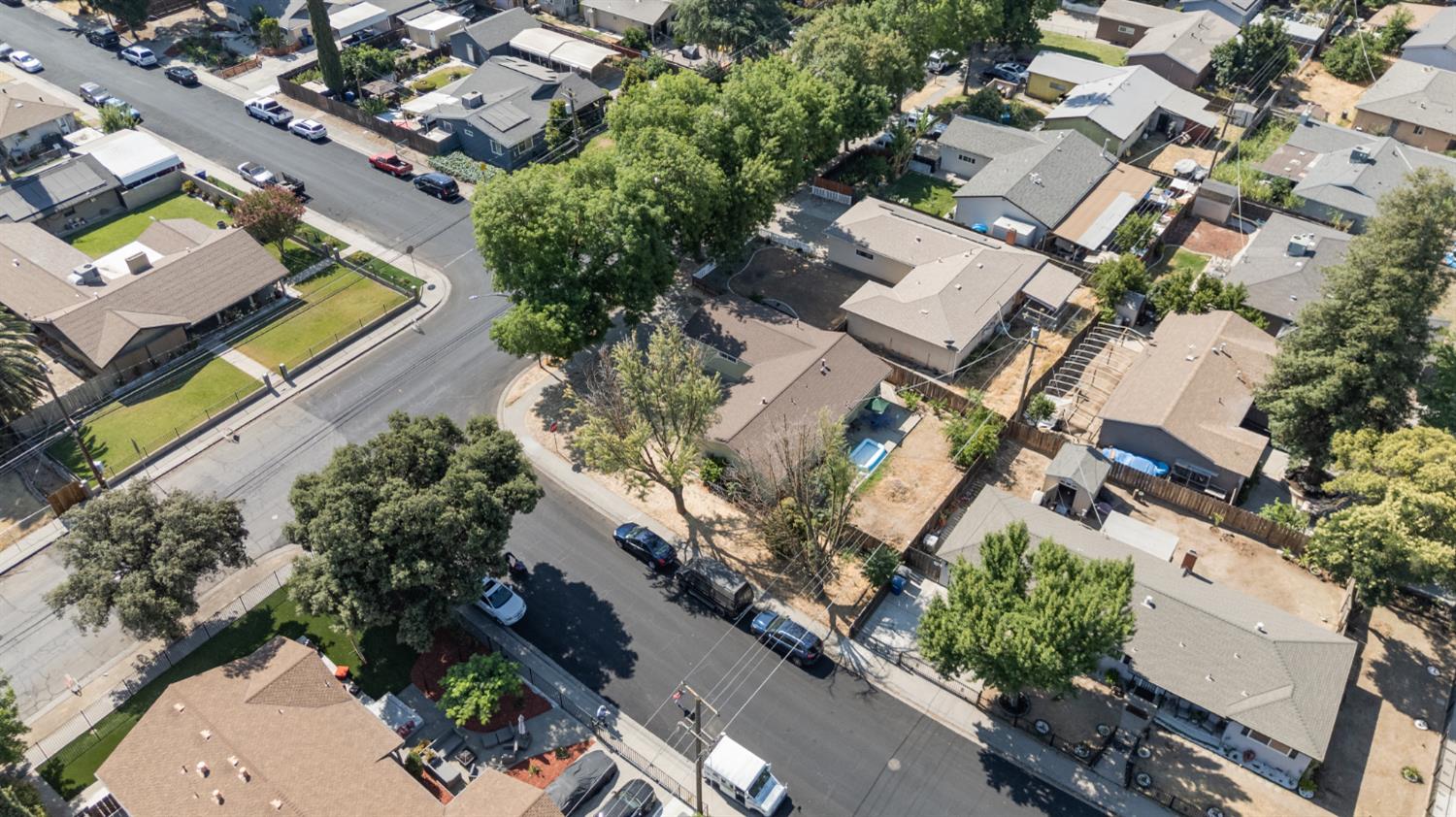 301 S Emerald Ave, Modesto, CA 95351