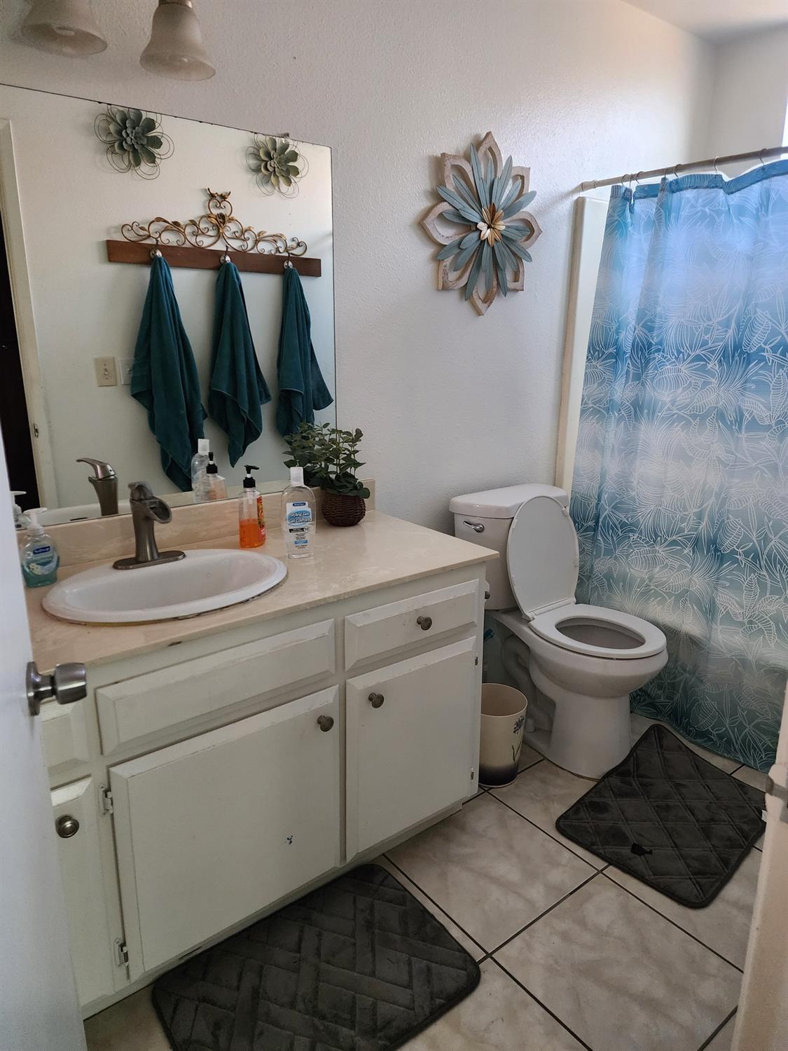 1406 Quail St, Los Banos, CA 93635