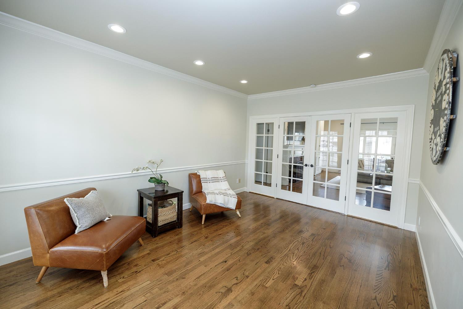 2220 Castleview Dr, Turlock, CA 95382