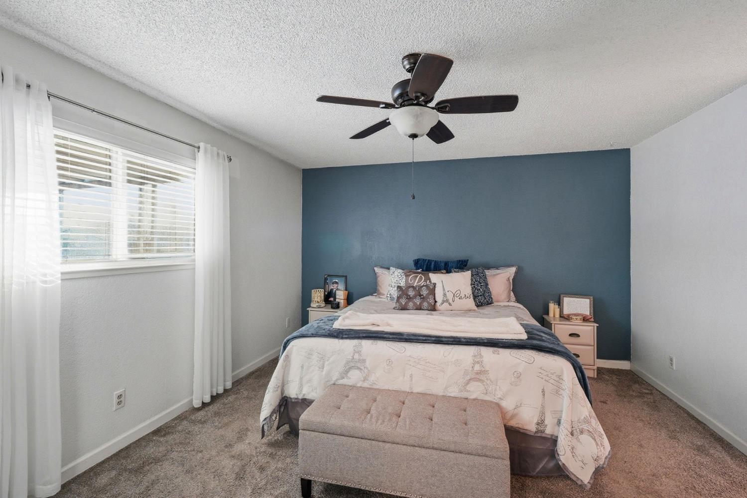 811 Hacienda Ave, Manteca, CA 95336