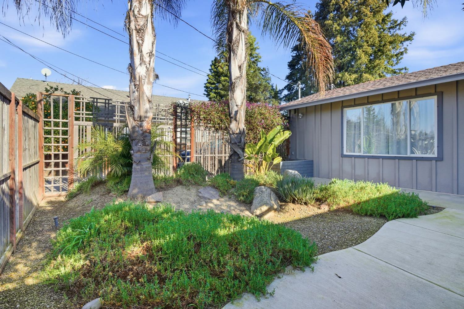 721 723 River Ave, Oakdale, CA 95361