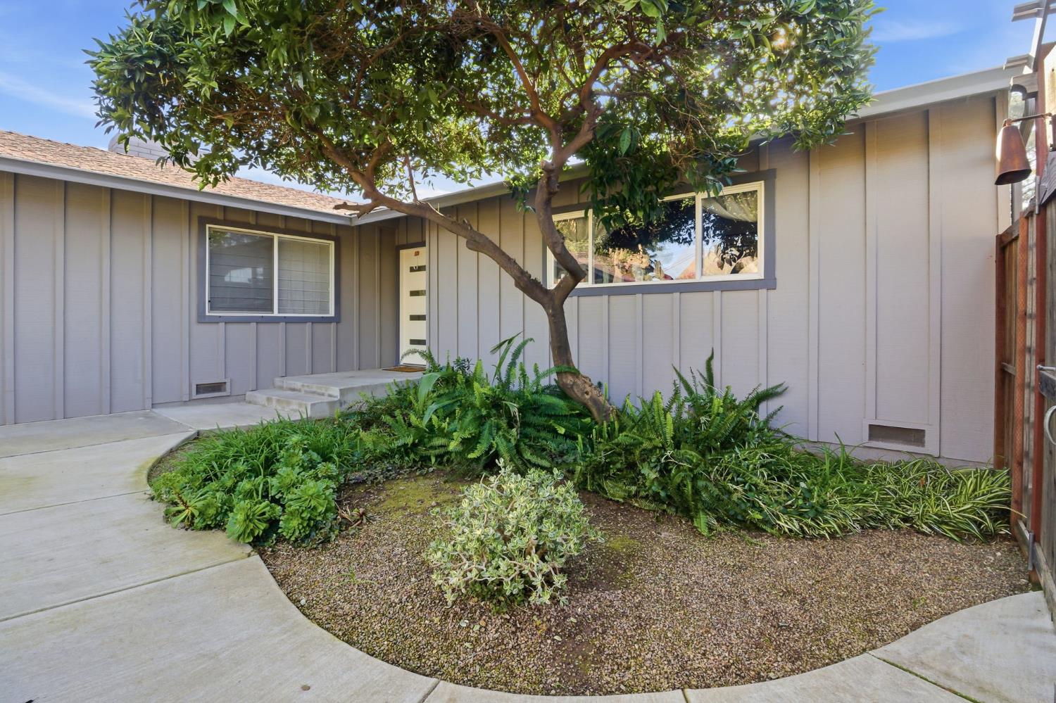 721 723 River Ave, Oakdale, CA 95361