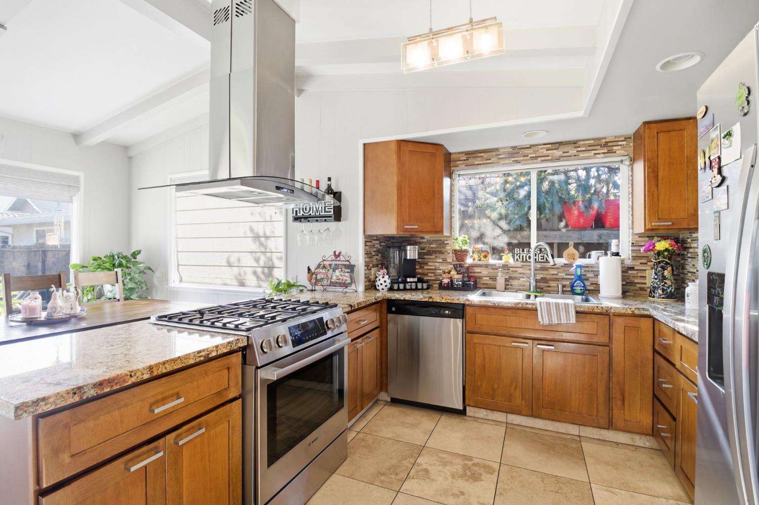 721 723 River Ave, Oakdale, CA 95361