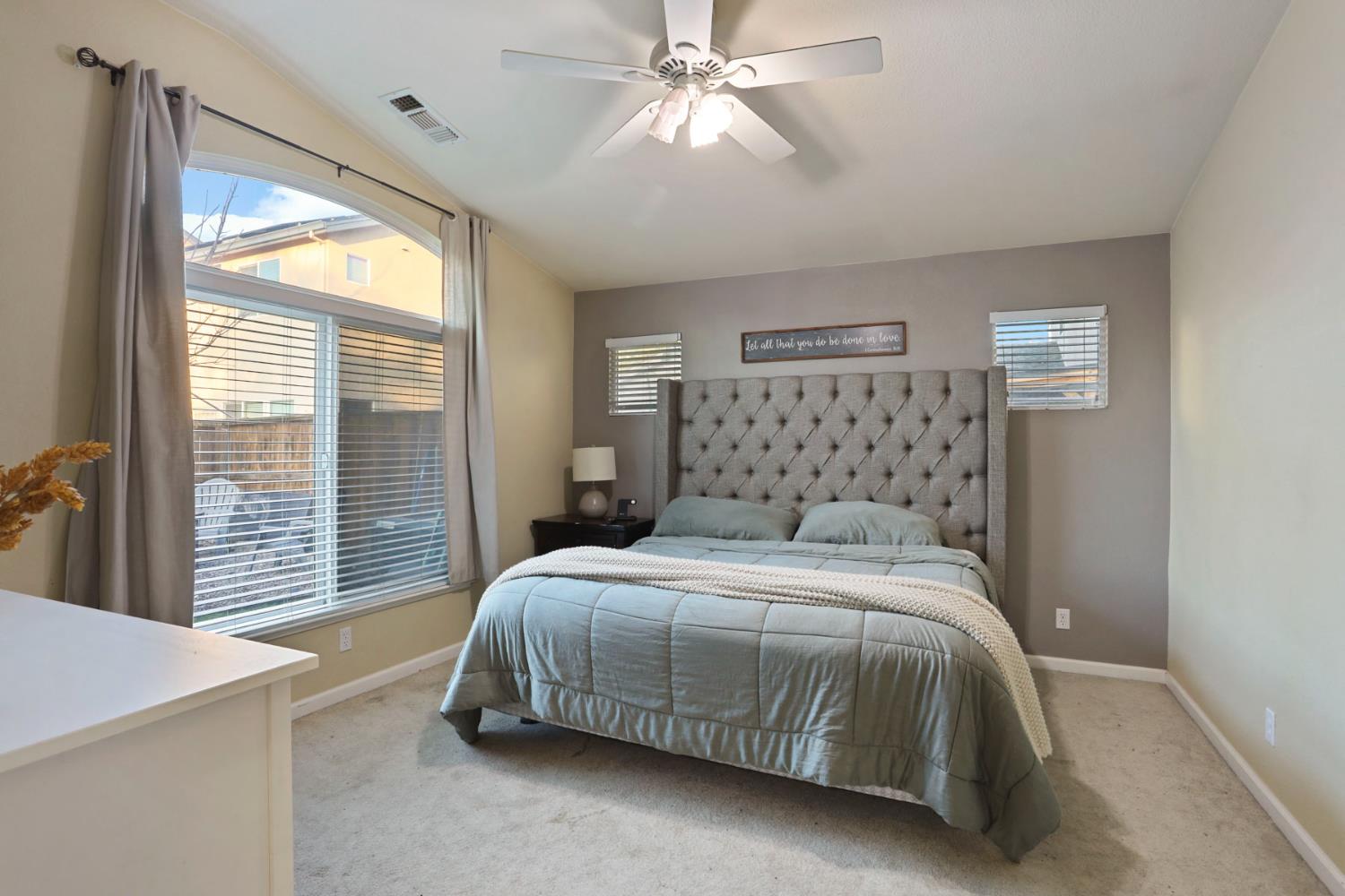 277 Fragrance St, Manteca, CA 95337