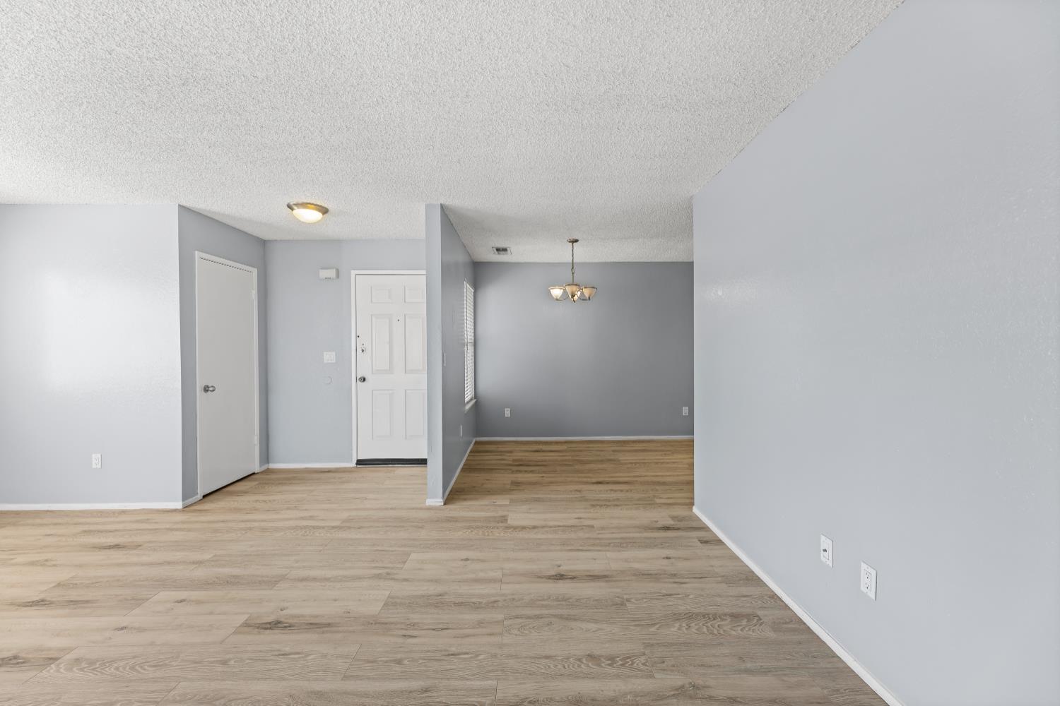 414 Cherry Ln #G, Manteca, CA 95337