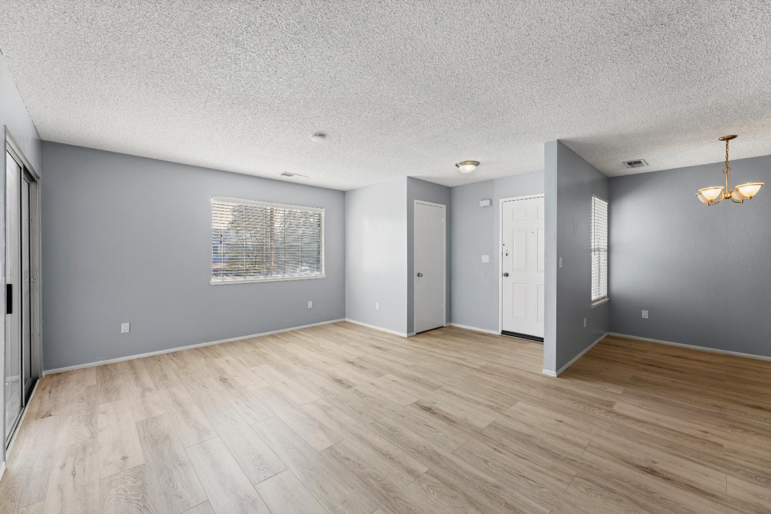 414 Cherry Ln #G, Manteca, CA 95337