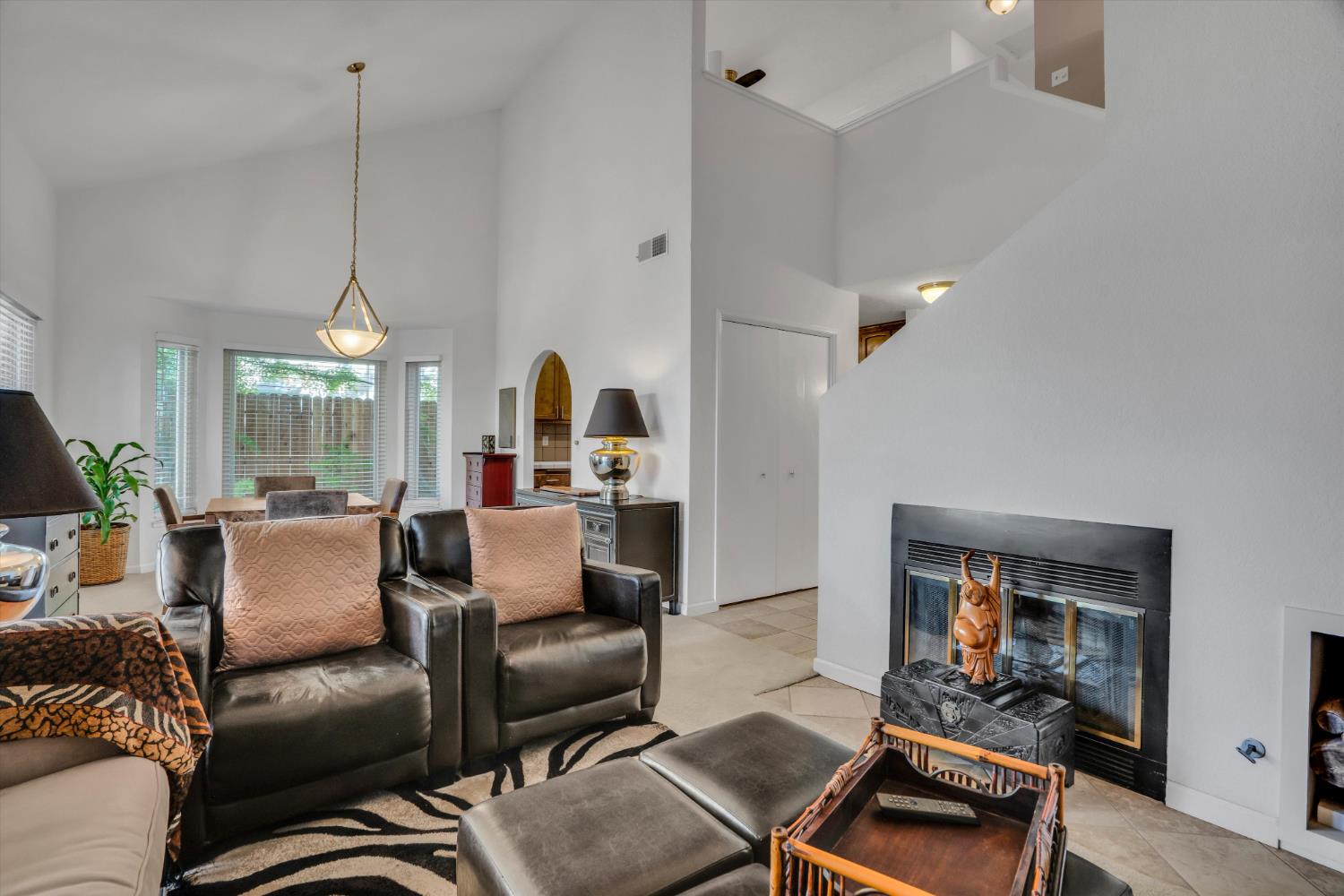 985 Camphor St, Manteca, CA 95337