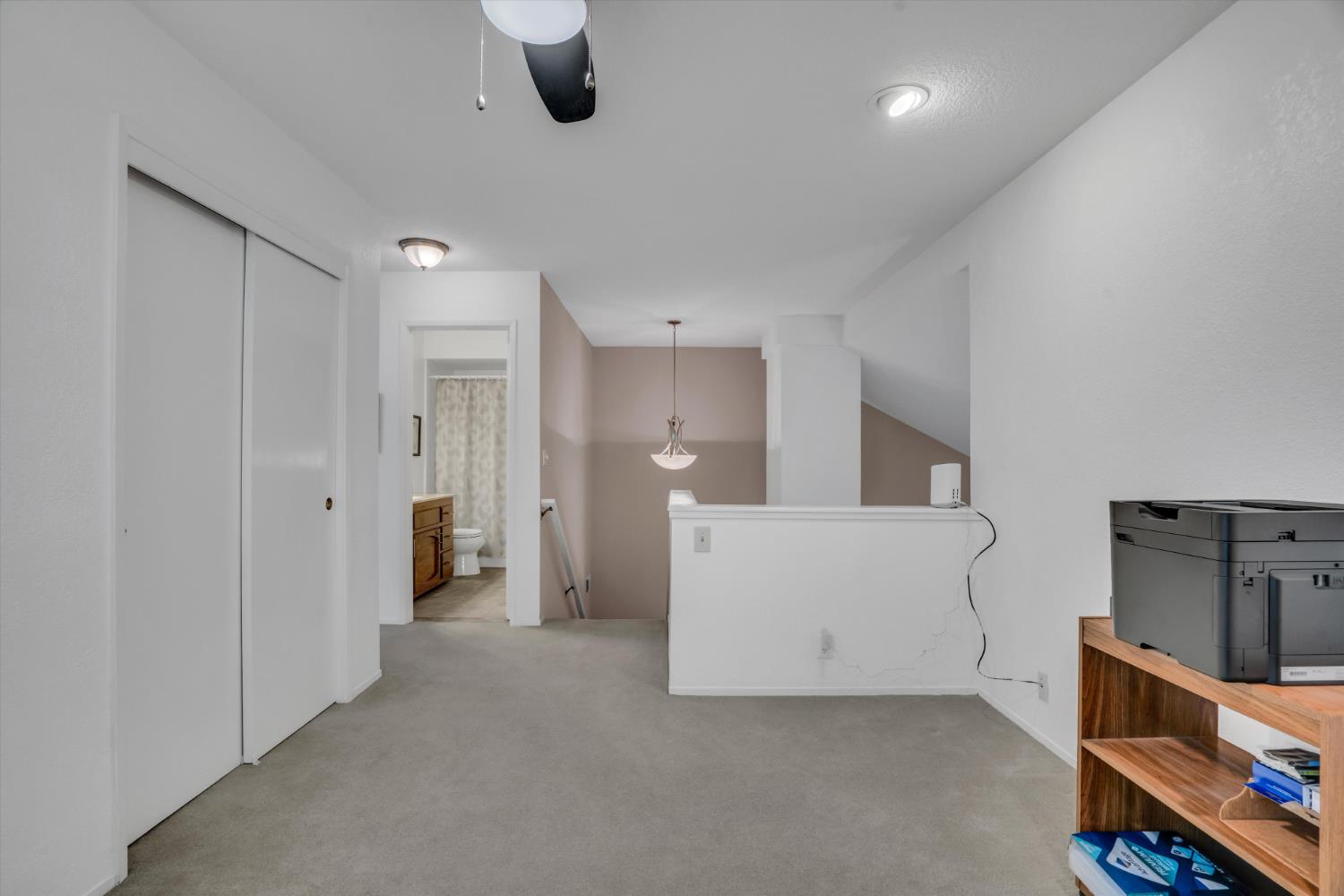 985 Camphor St, Manteca, CA 95337