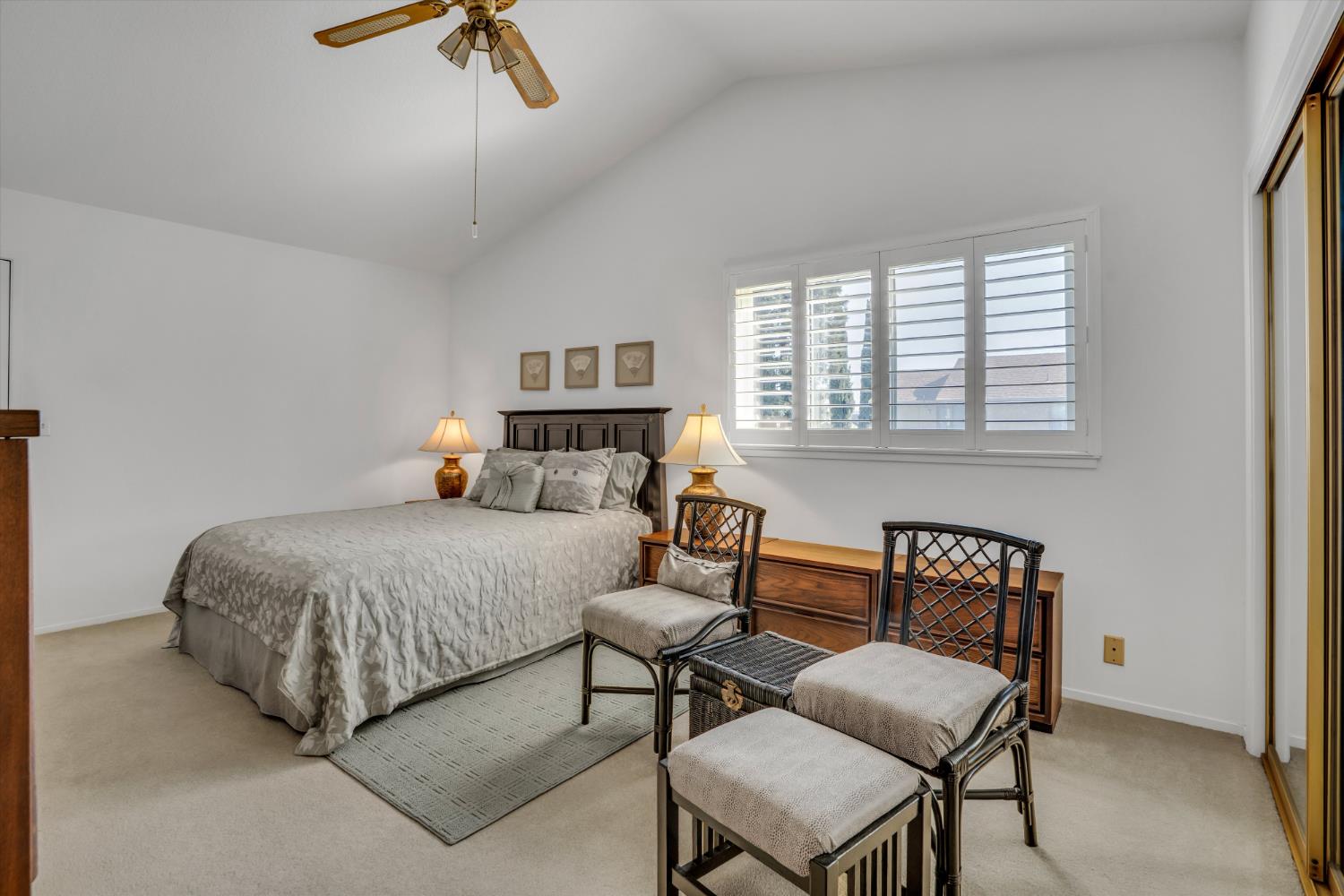 985 Camphor St, Manteca, CA 95337