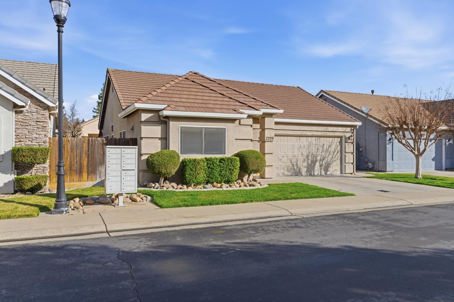 2209 Perth Dr., Modesto, CA 95355