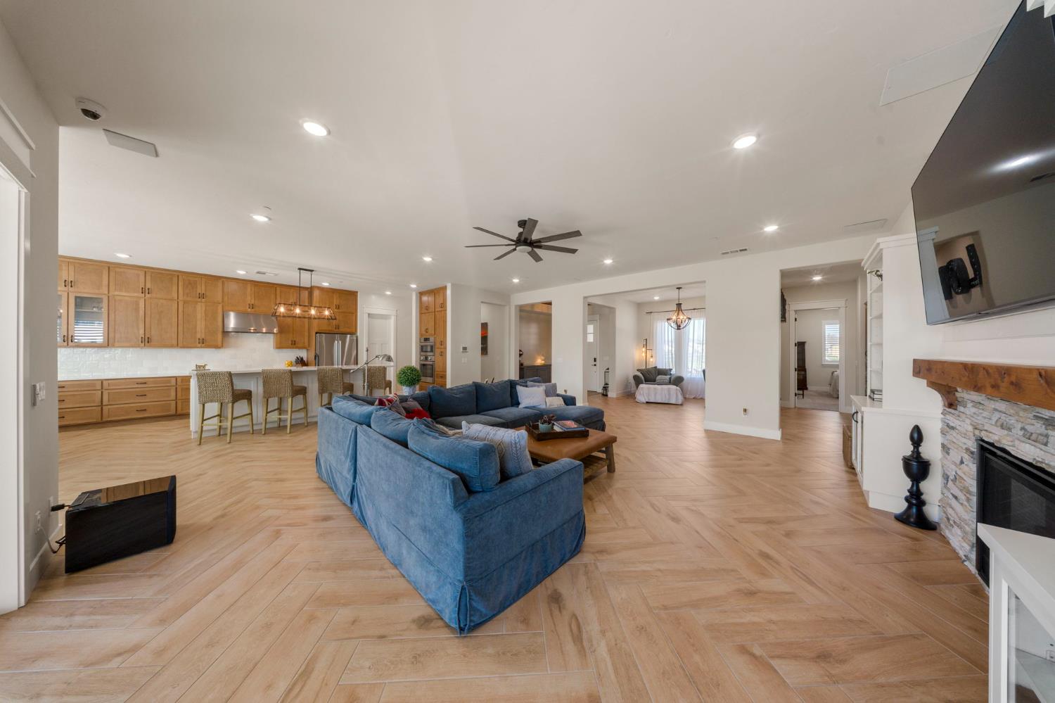 2101 Via Prego, Oakdale, CA 95361