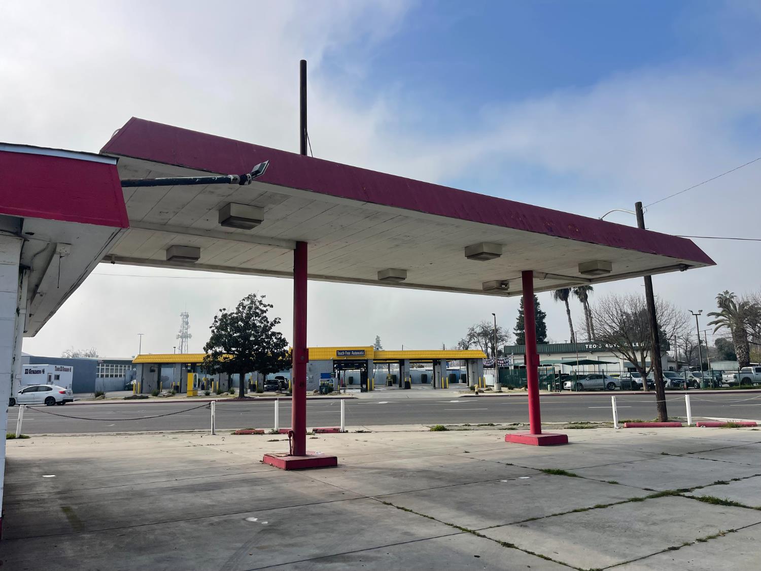 1060 N GOLDEN STATE Blvd, Turlock, CA 95380