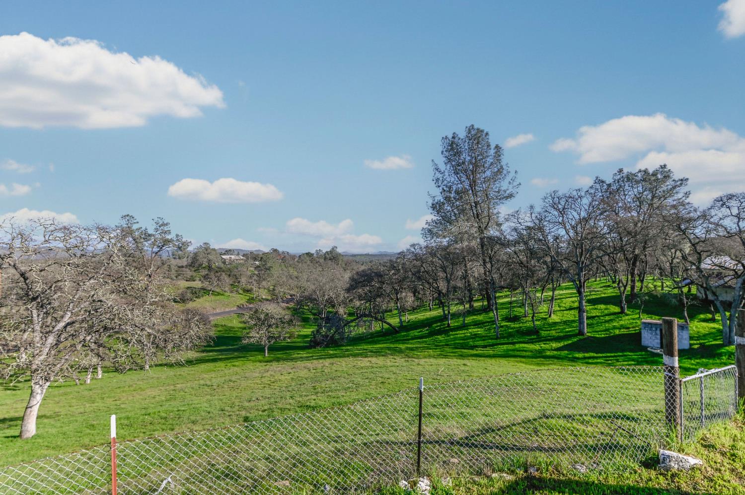 3653 Chuckwagon Dr, Copperopolis, CA 95228