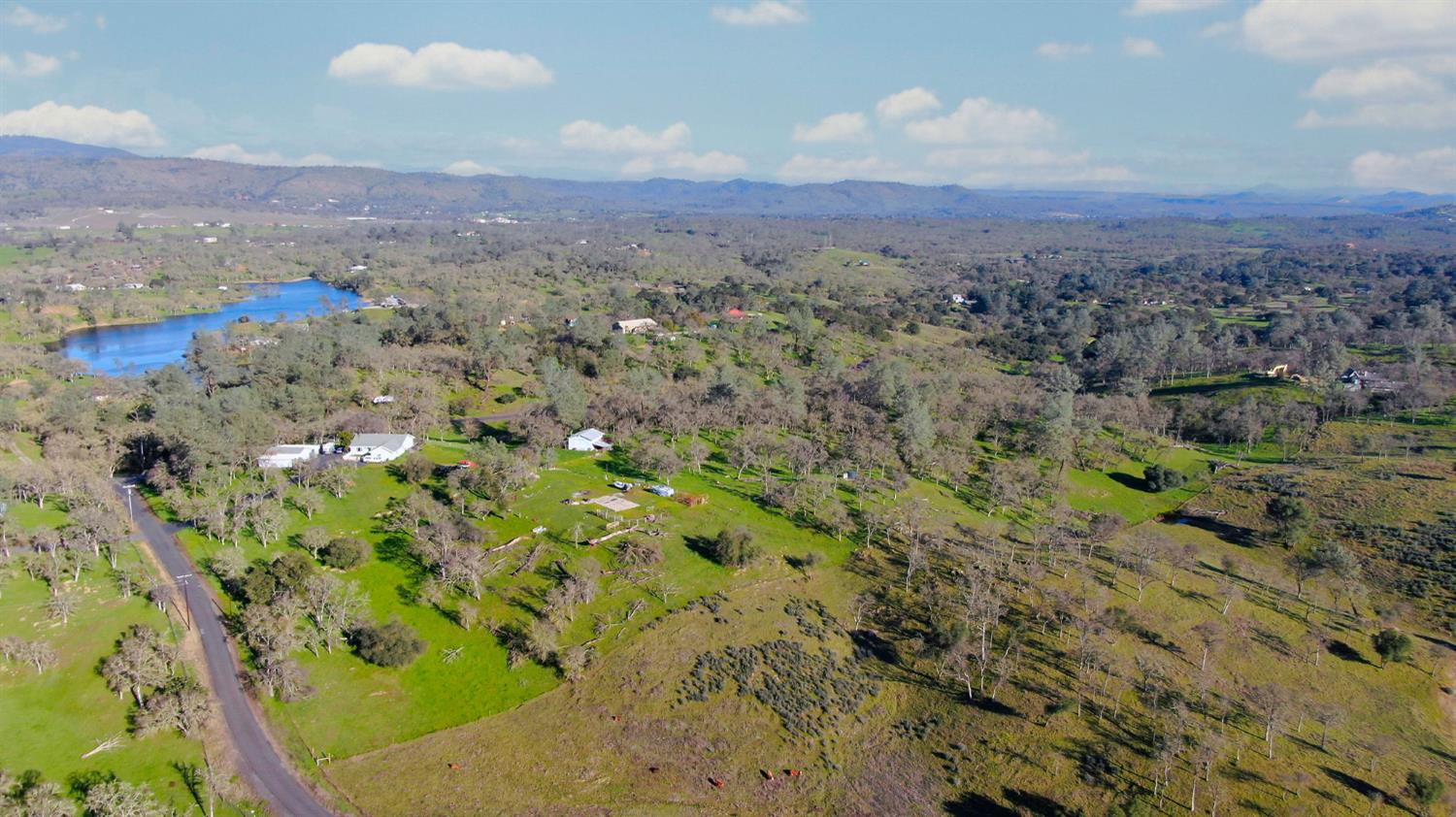 3653 Chuckwagon Dr, Copperopolis, CA 95228