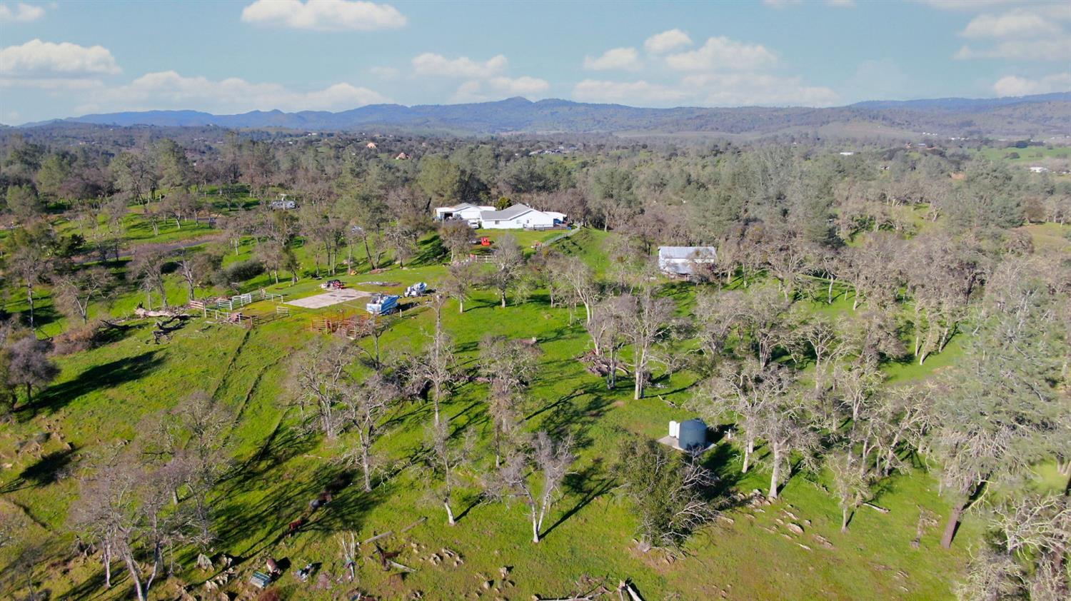 3653 Chuckwagon Dr, Copperopolis, CA 95228