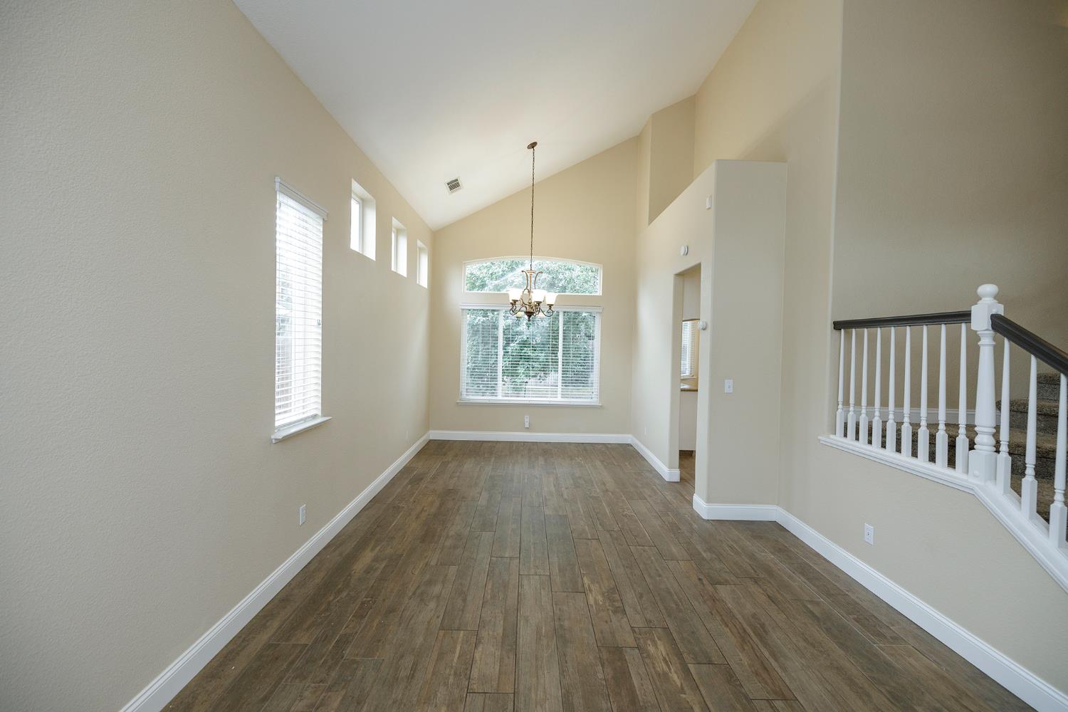 446 Meyenberg Ave, Ripon, CA 95366