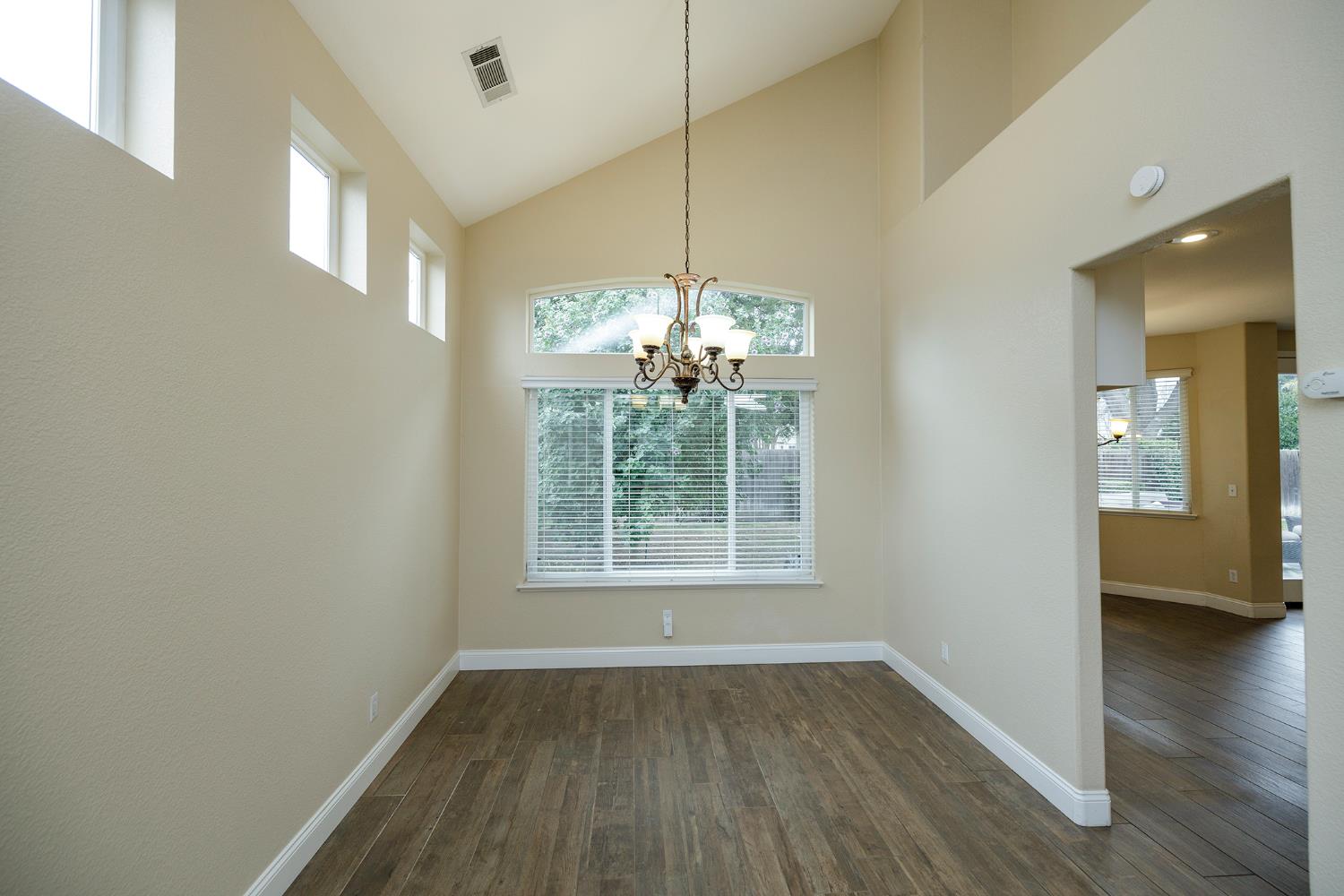 446 Meyenberg Ave, Ripon, CA 95366