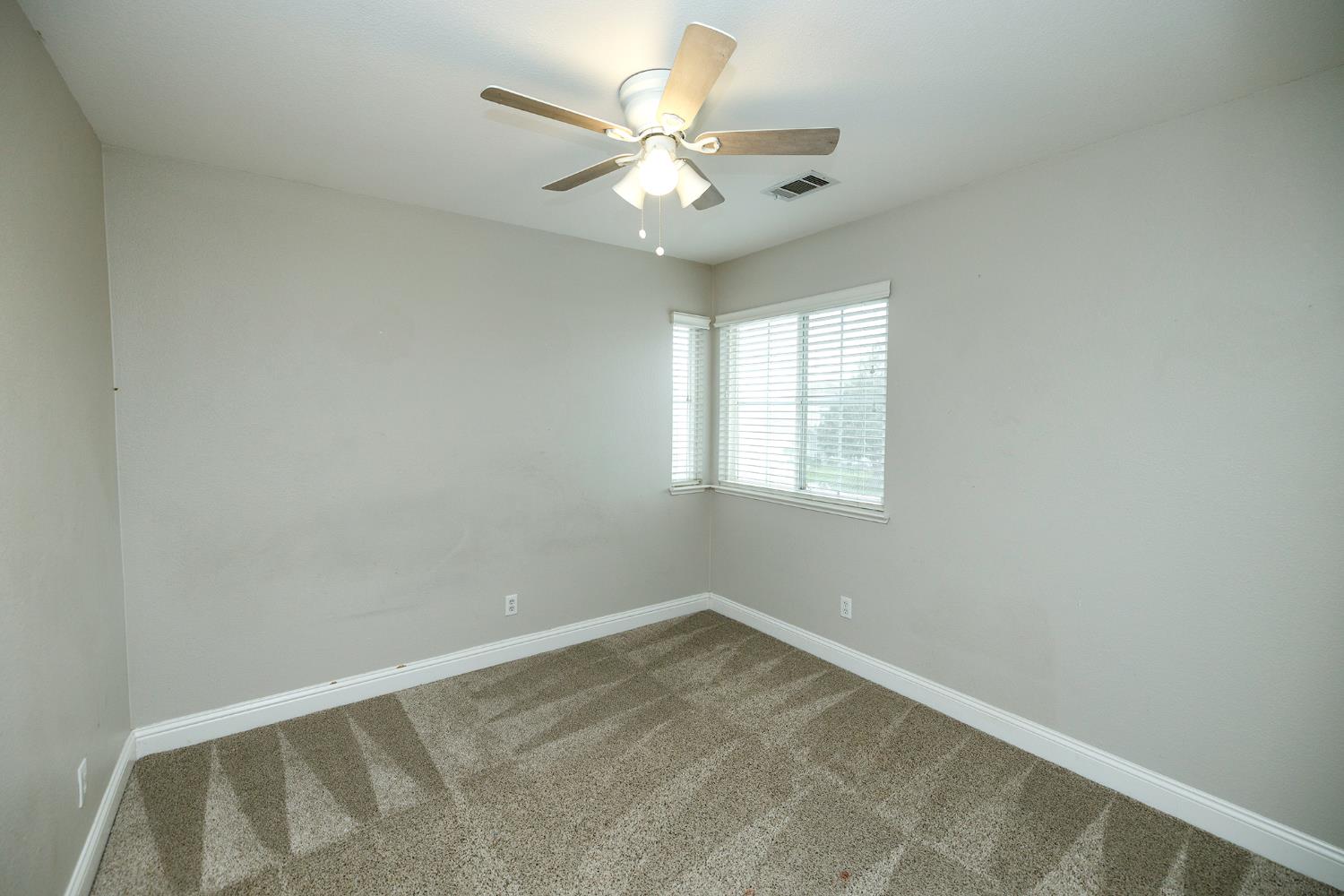 446 Meyenberg Ave, Ripon, CA 95366