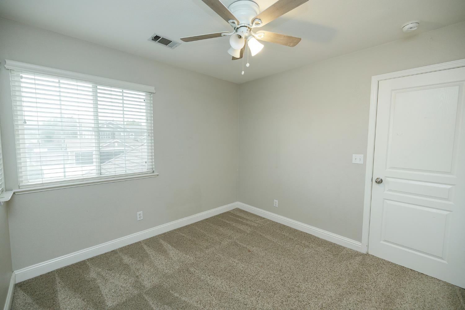 446 Meyenberg Ave, Ripon, CA 95366