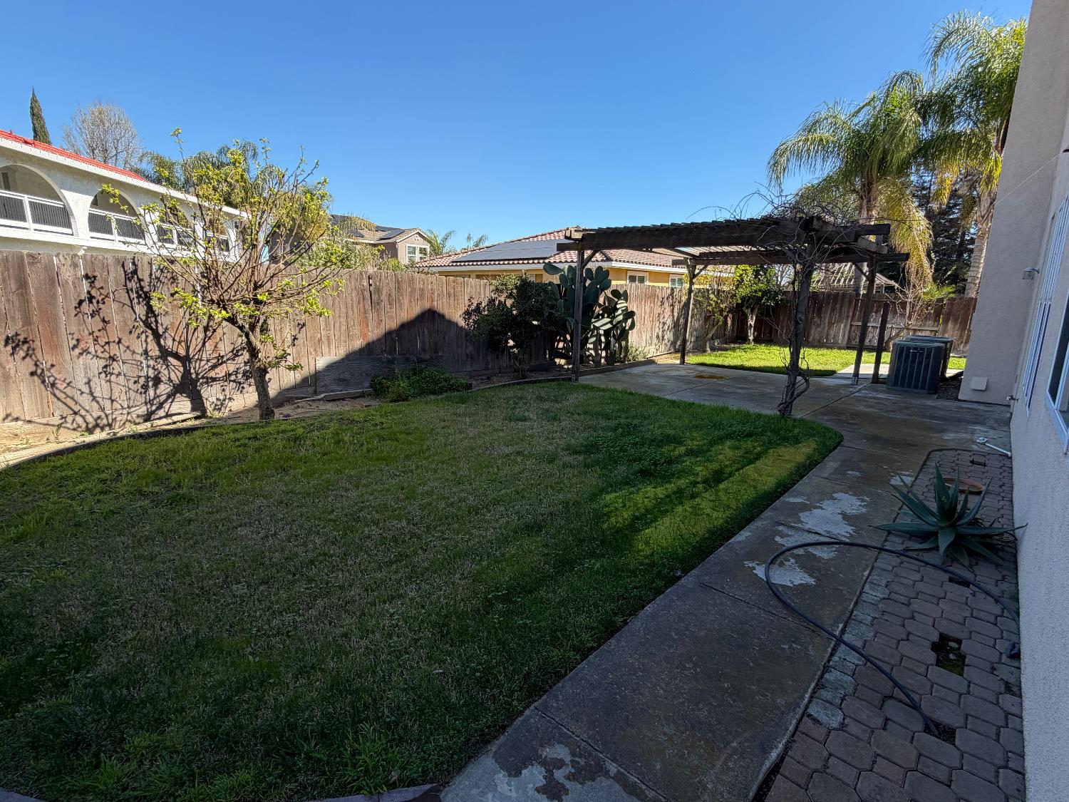 1821 Avo Way, Manteca, CA 95337